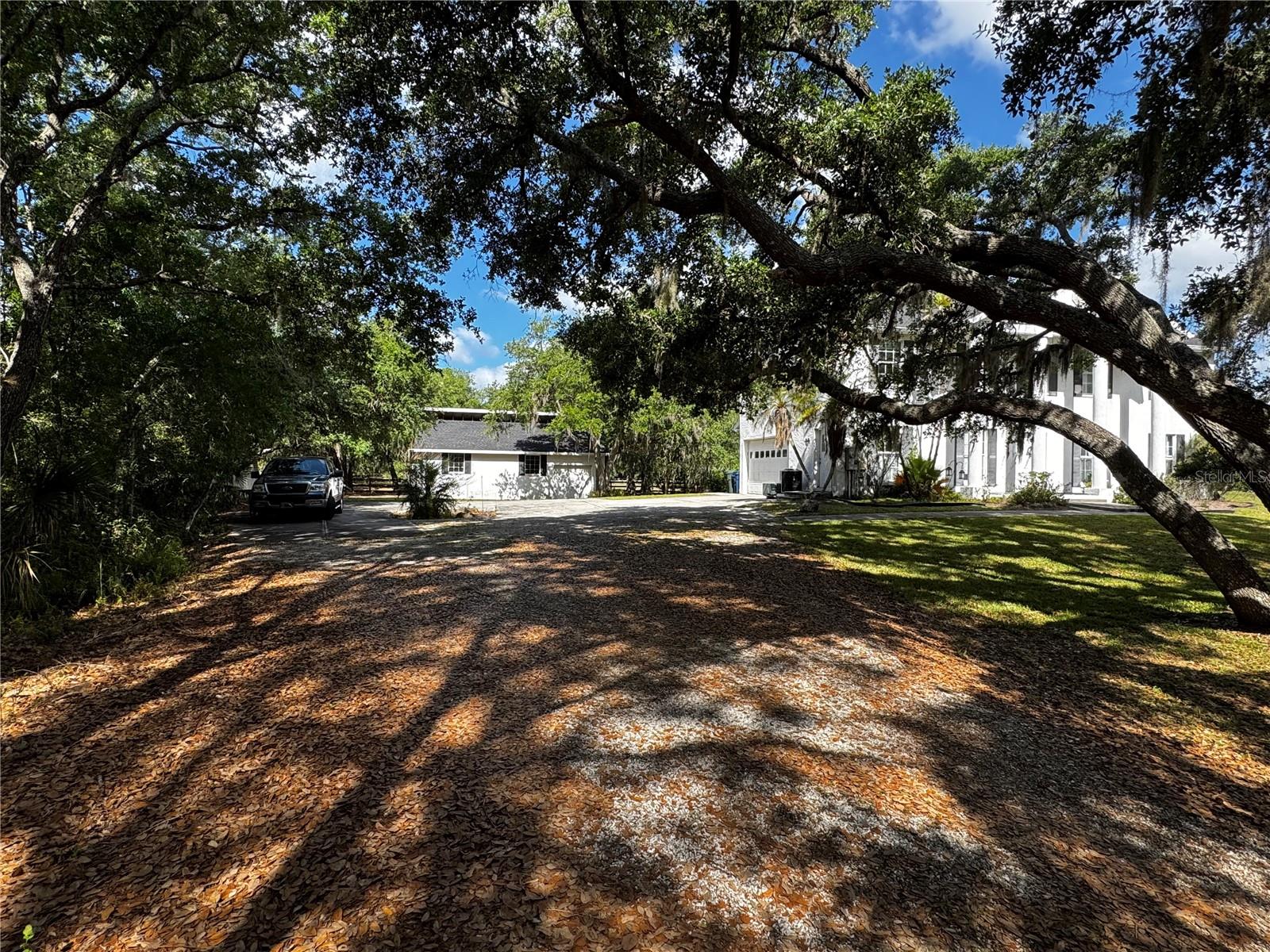 1701 Bern Creek Loop Property Photo 7