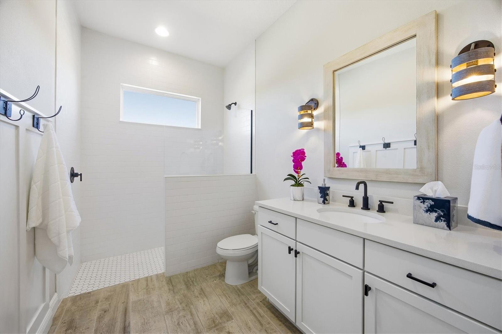 3467 Compound Ct Property Photo 46