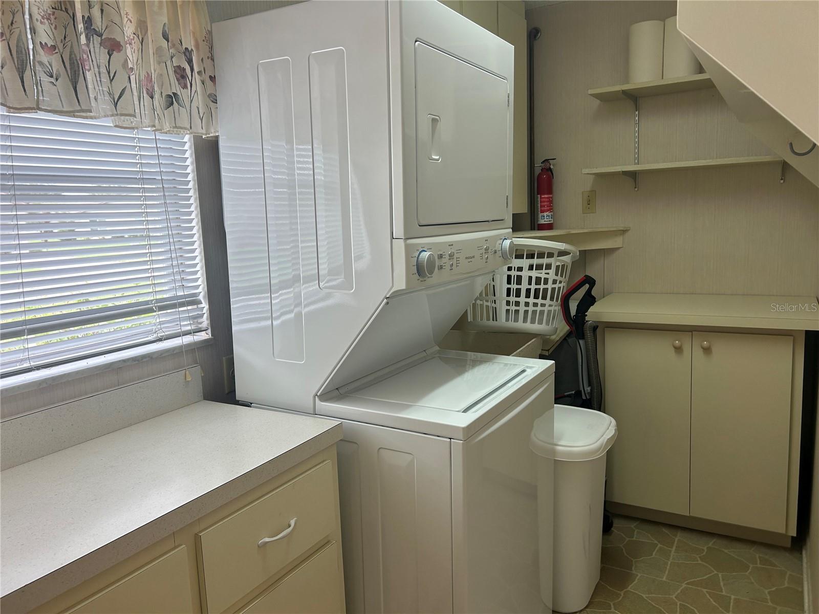 1548 Grand Blvd #109 Property Photo 15