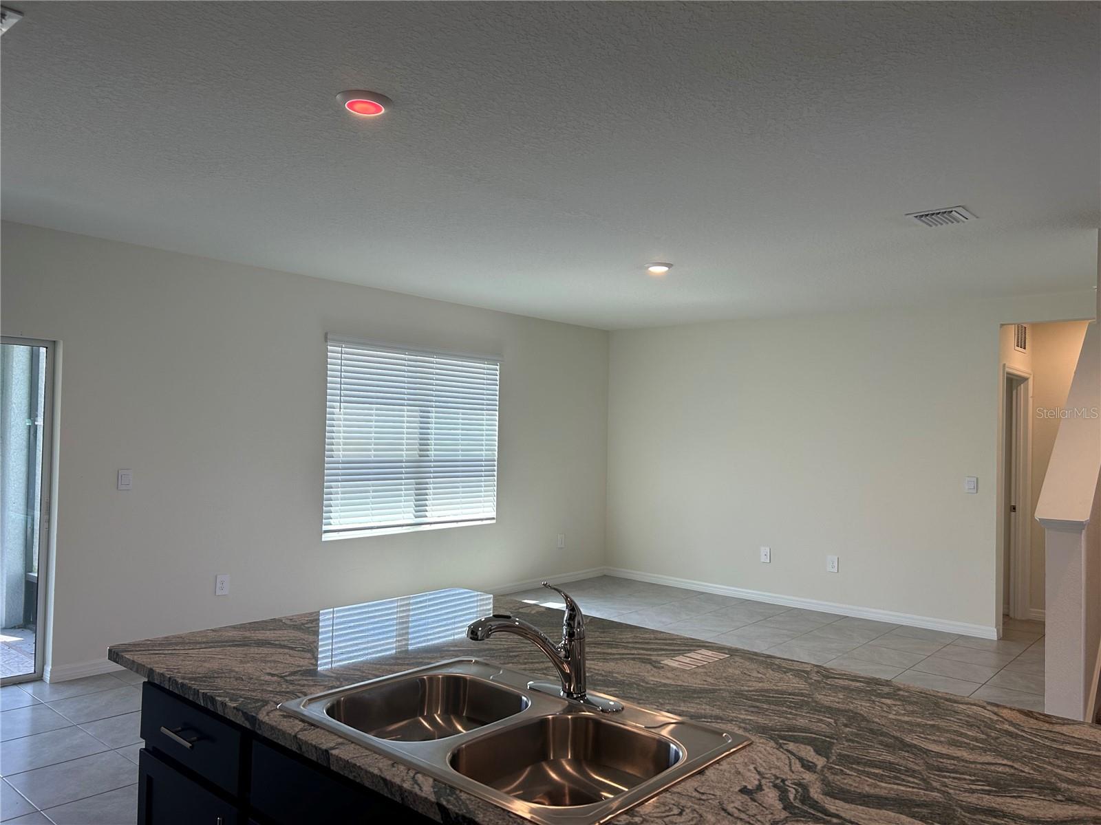 17218 Reserva Dr Property Photo 8