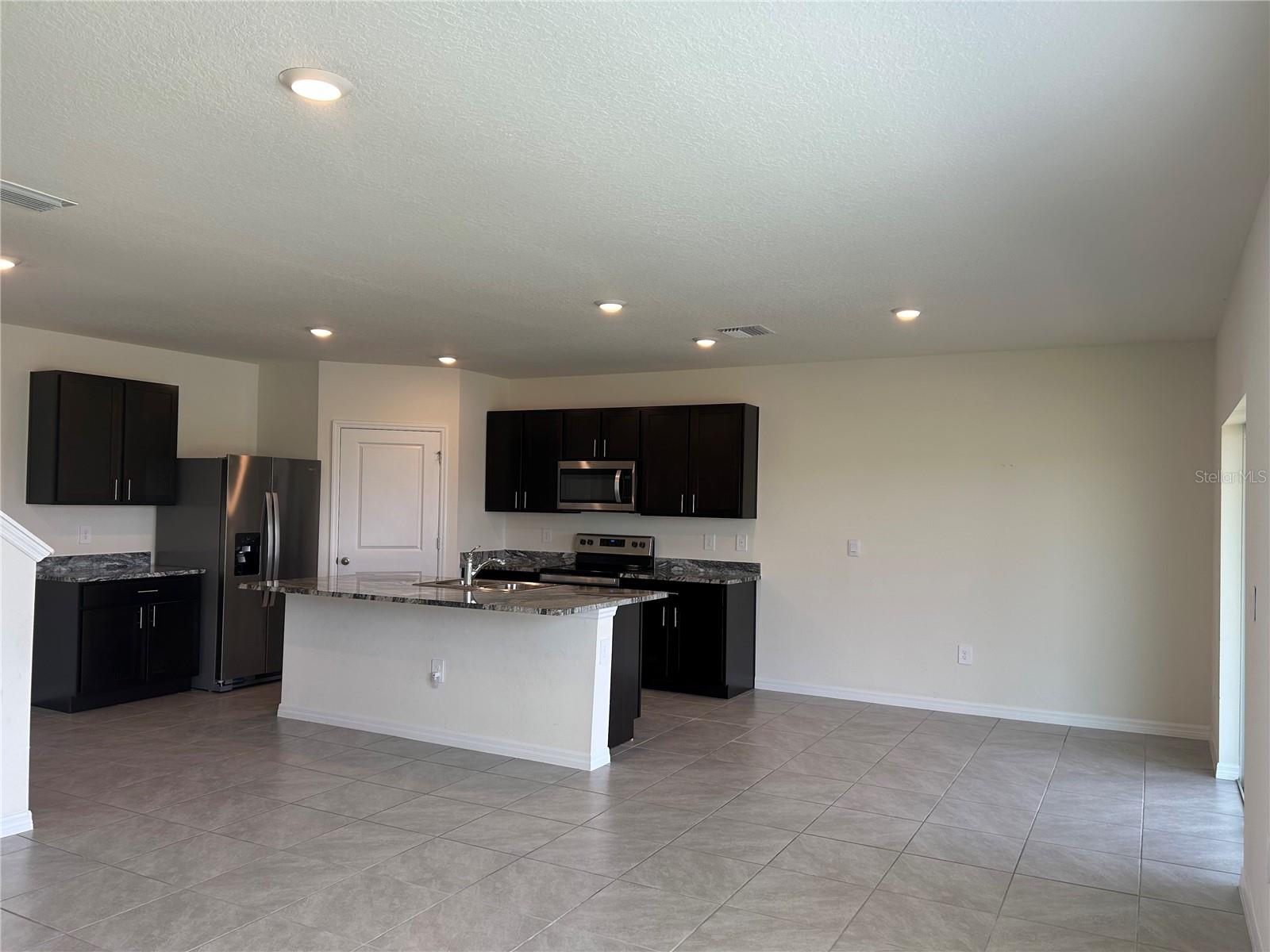 17218 Reserva Dr Property Photo 14