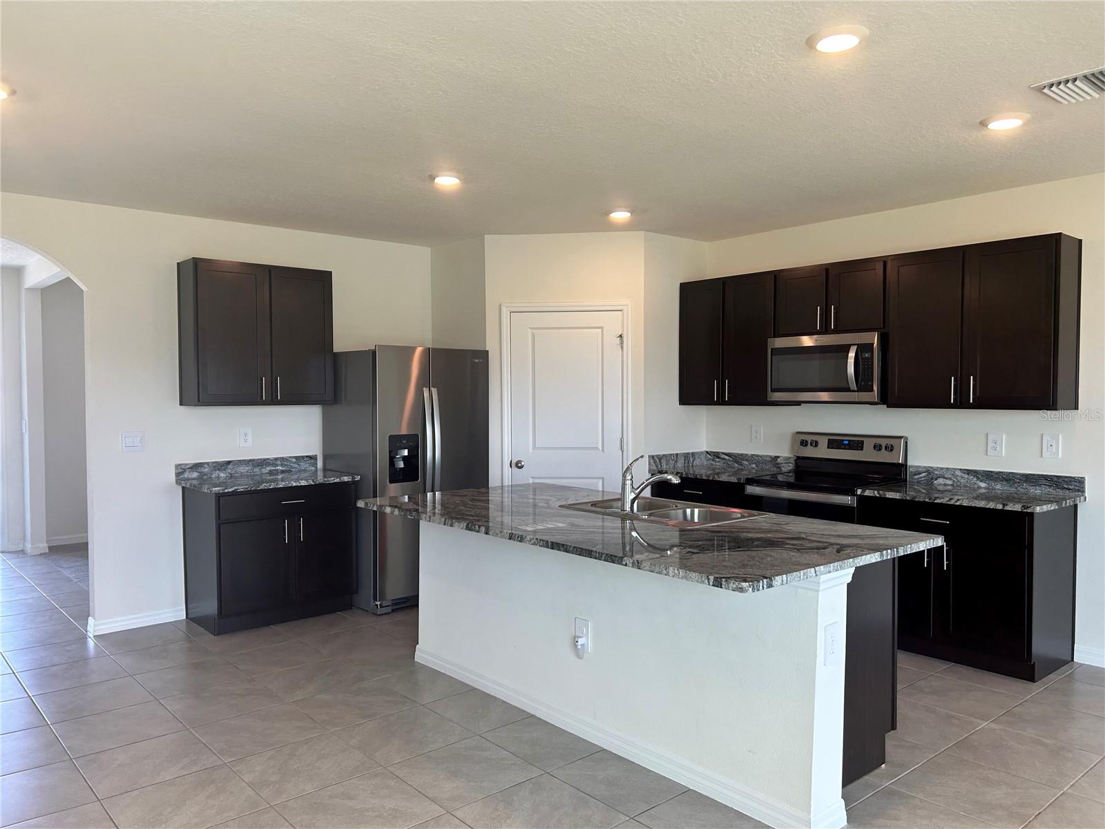 17218 Reserva Dr Property Photo 15