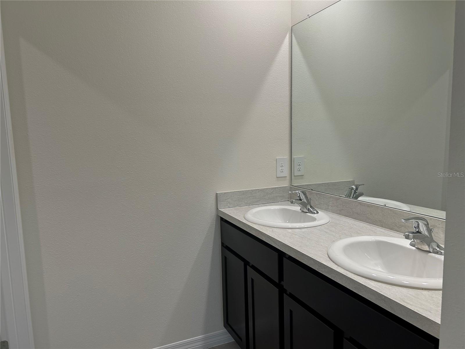 17218 Reserva Dr Property Photo 28