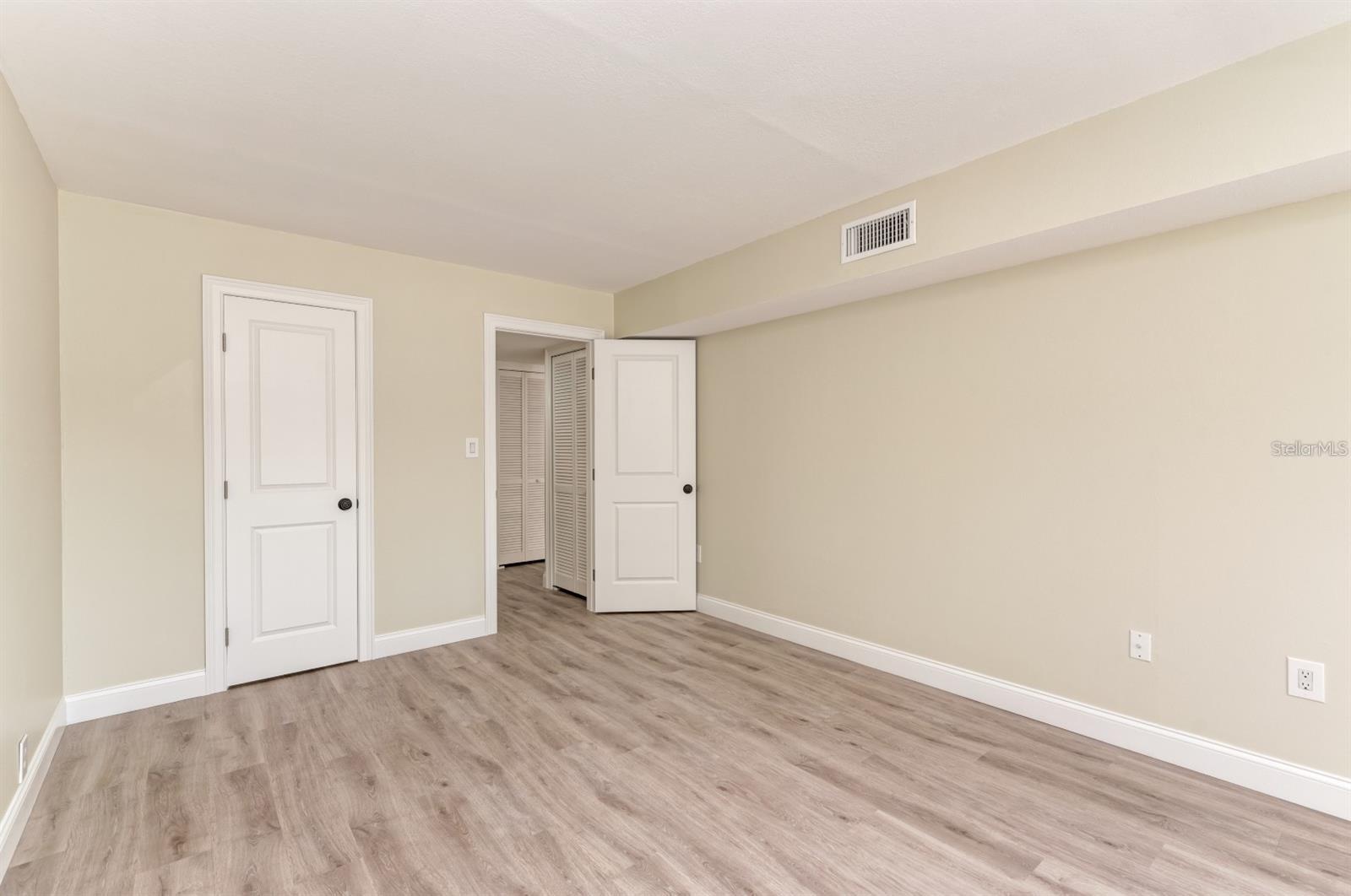 129 Tyler Dr #101 Property Photo 17