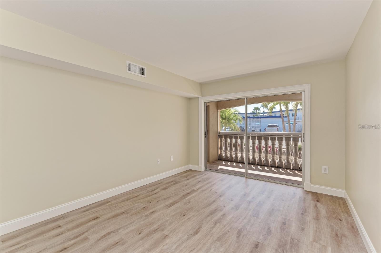 129 Tyler Dr #101 Property Photo 18