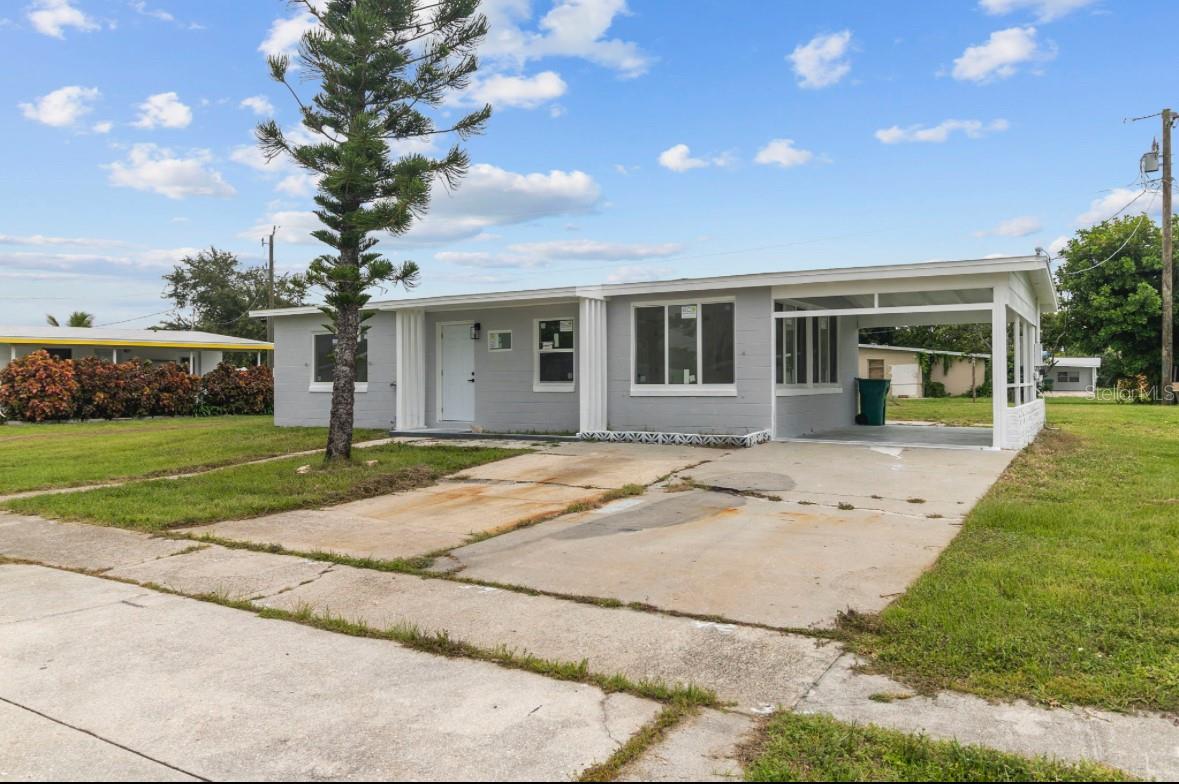 2352 EDNOR ST Property Photo 1