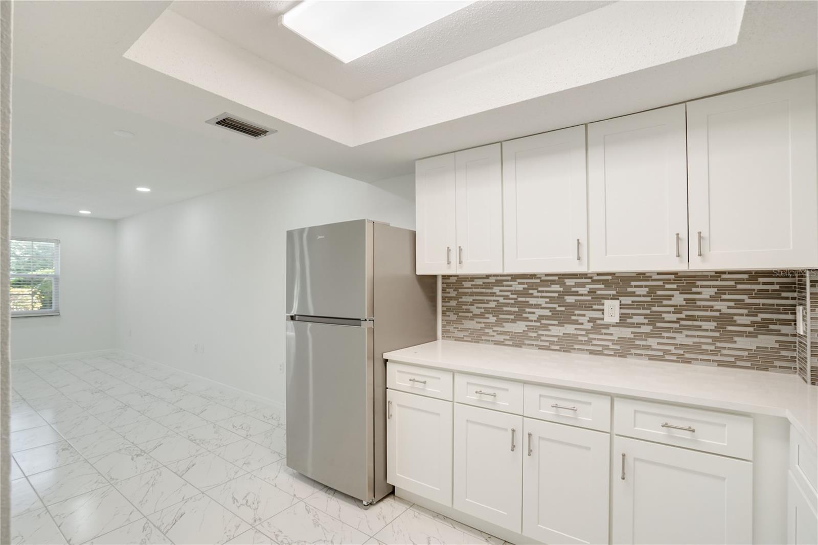 4013 Lake Bayshore Dr #107 Property Photo 14