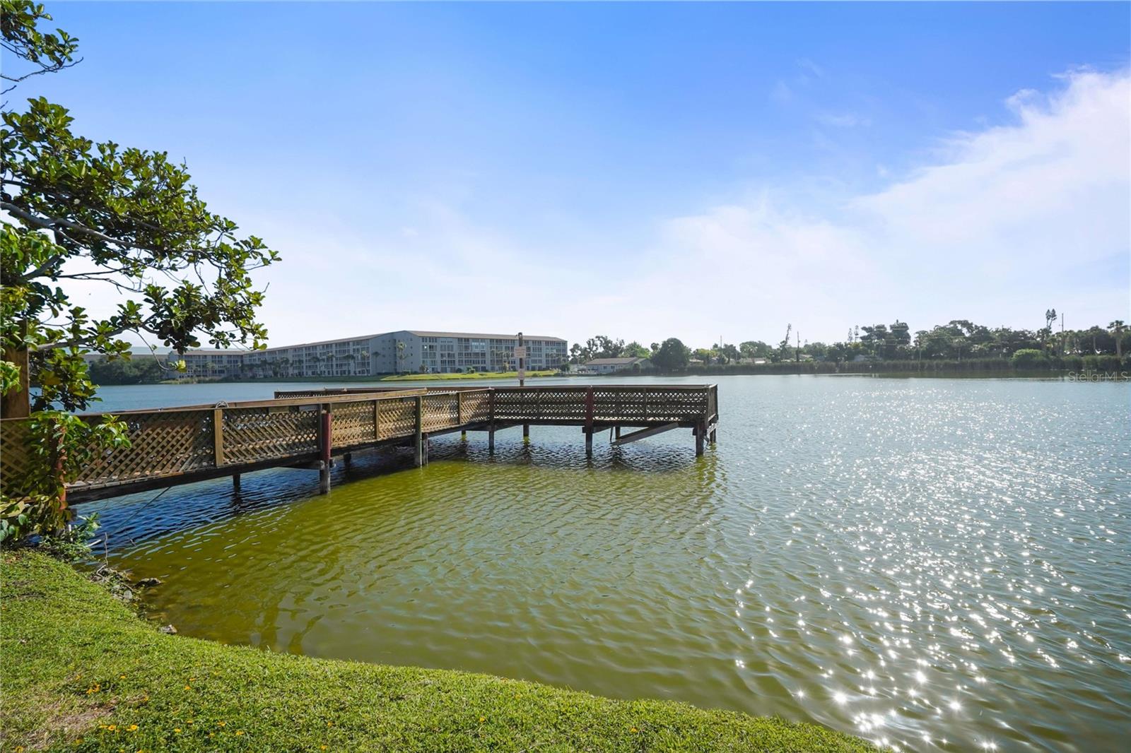 4013 Lake Bayshore Dr #107 Property Photo 30