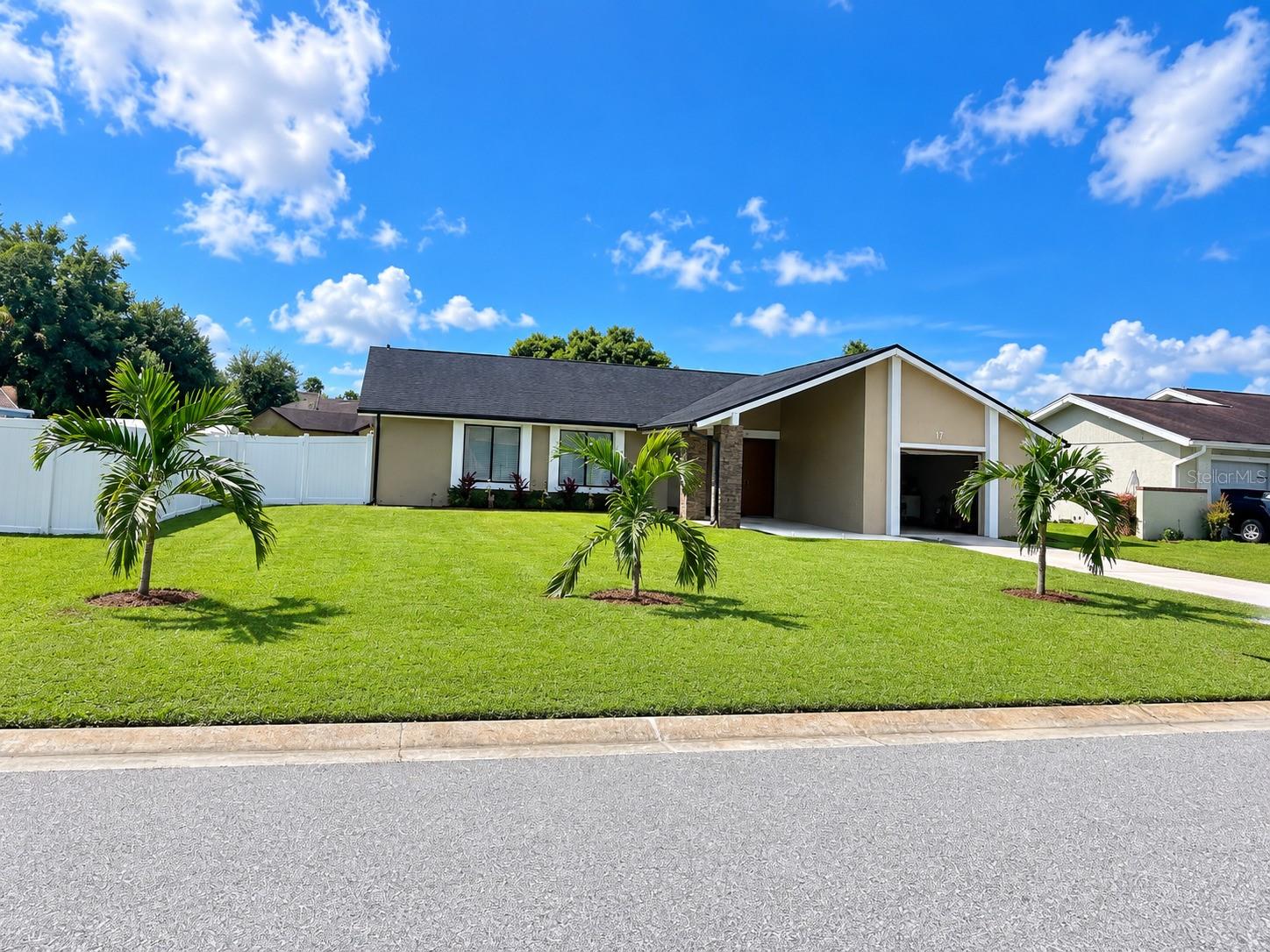 17 S Flag Dr Property Photo 1