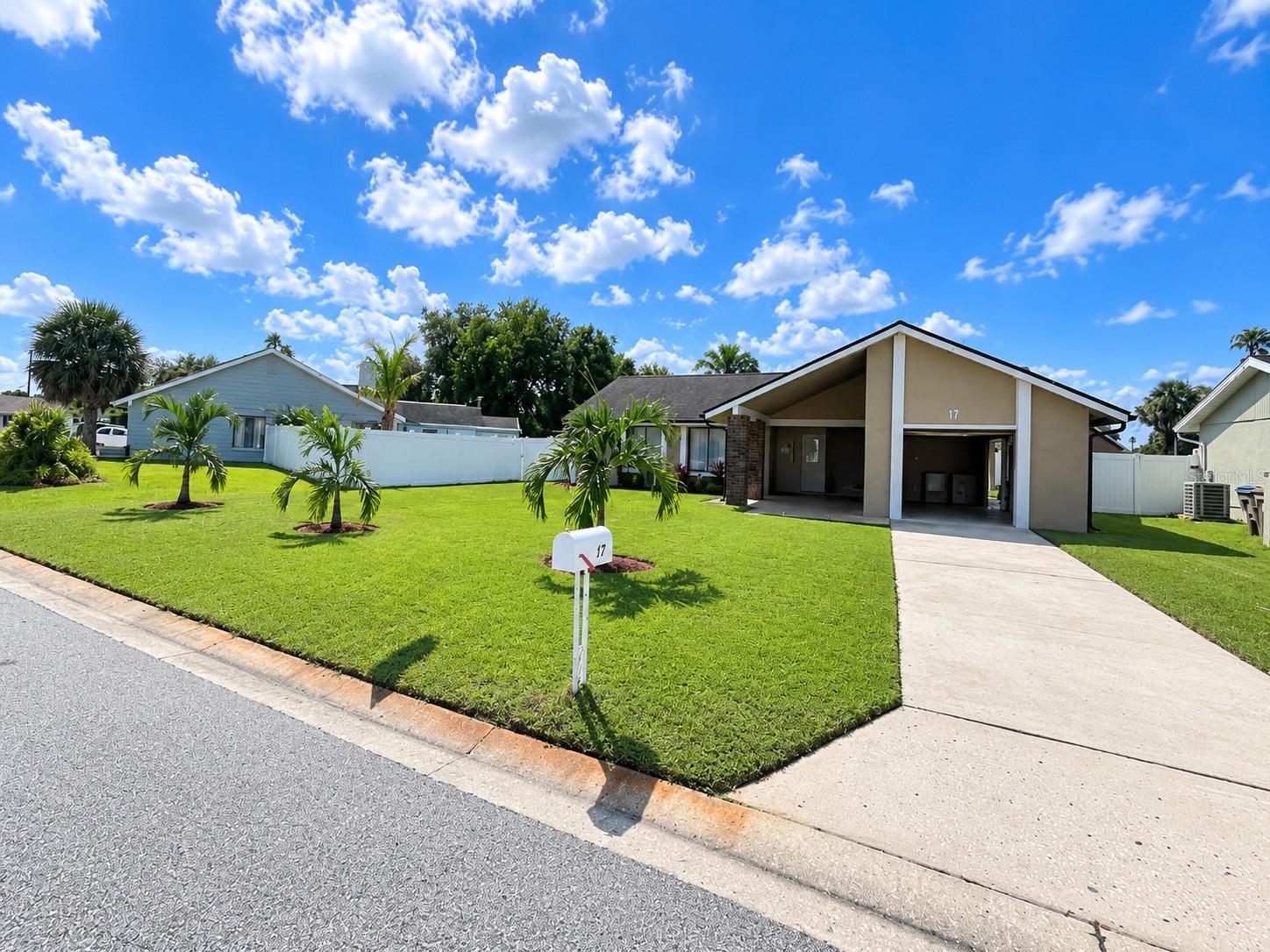 17 S Flag Dr Property Photo 4
