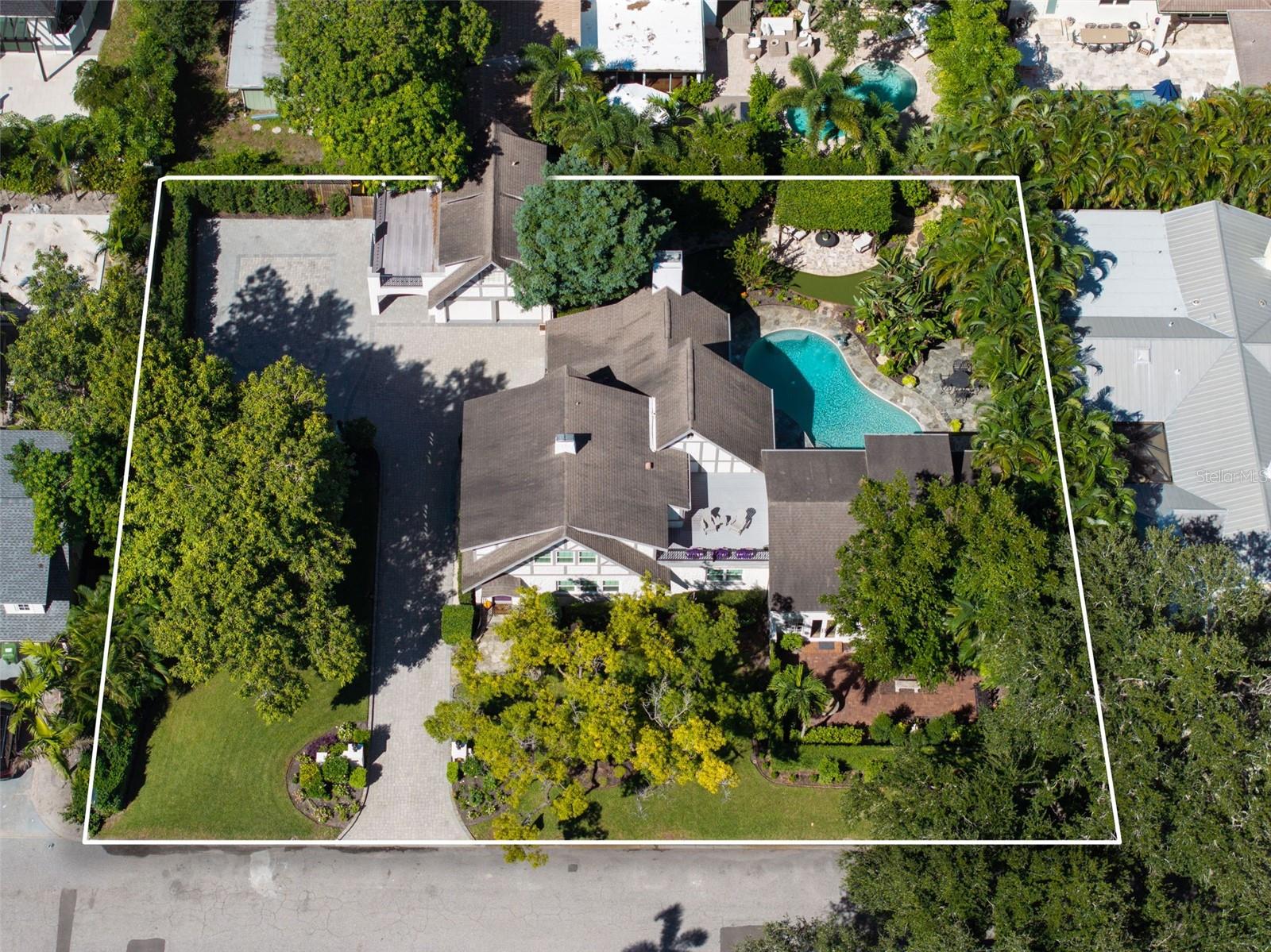 1829 Bougainvillea St Property Photo 71