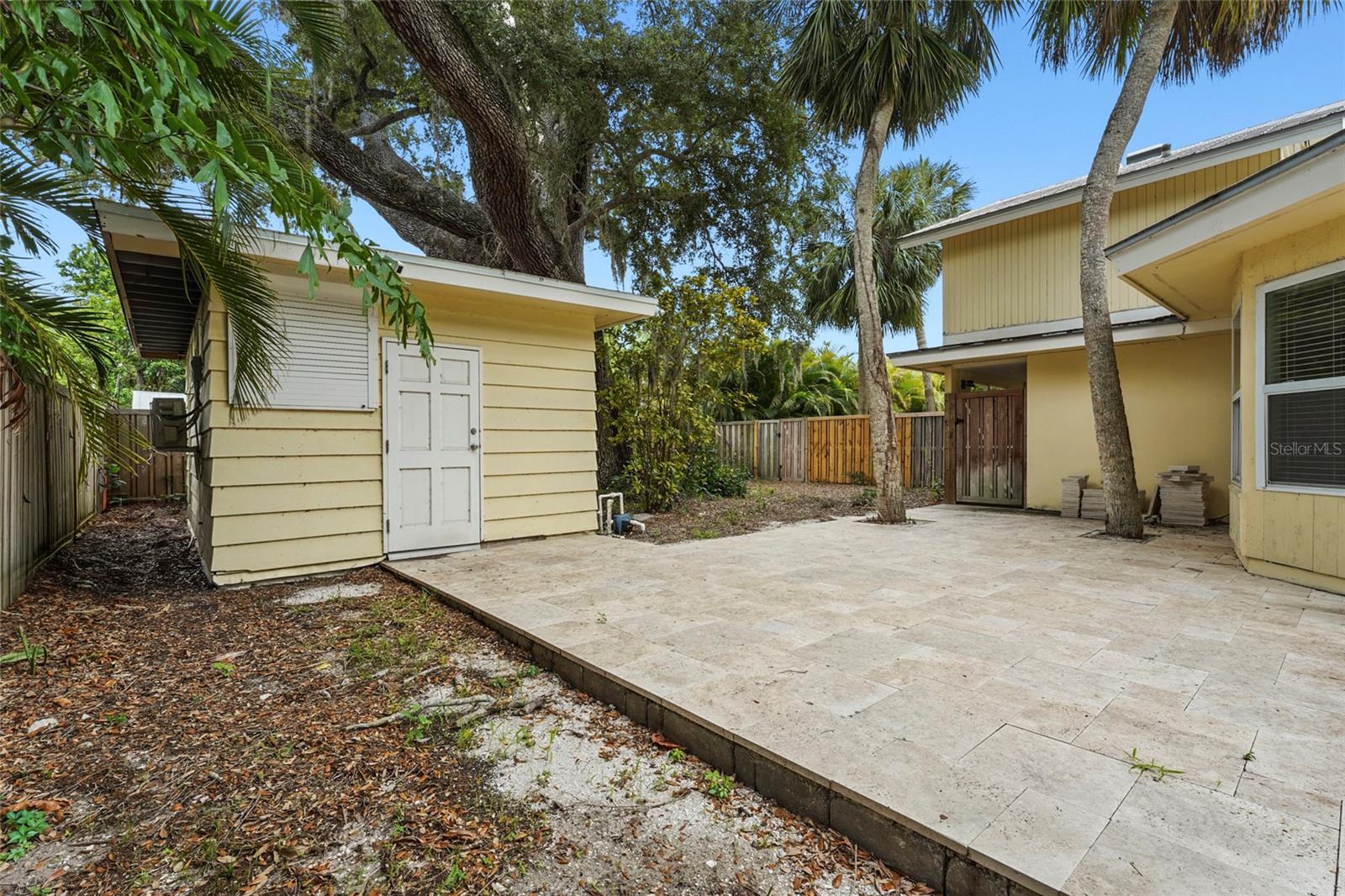 2480 Alameda Ave Property Photo 49