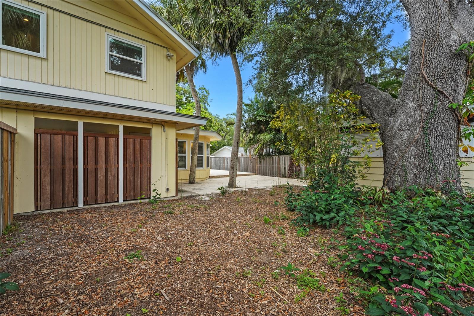 2480 Alameda Ave Property Photo 51