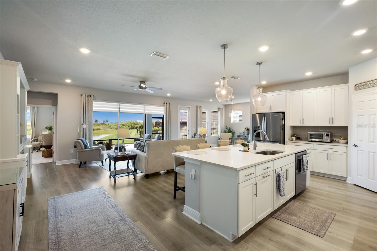 8611 Mercator Ct Property Photo 13