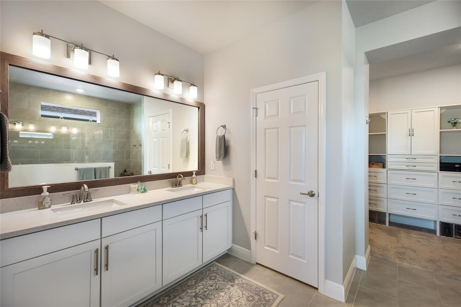 8611 Mercator Ct Property Photo 24