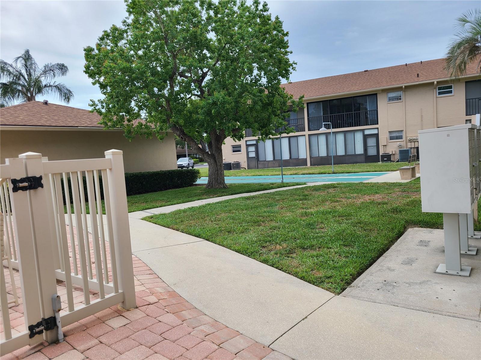 2763 Woodgate Ln #204 Property Photo 4
