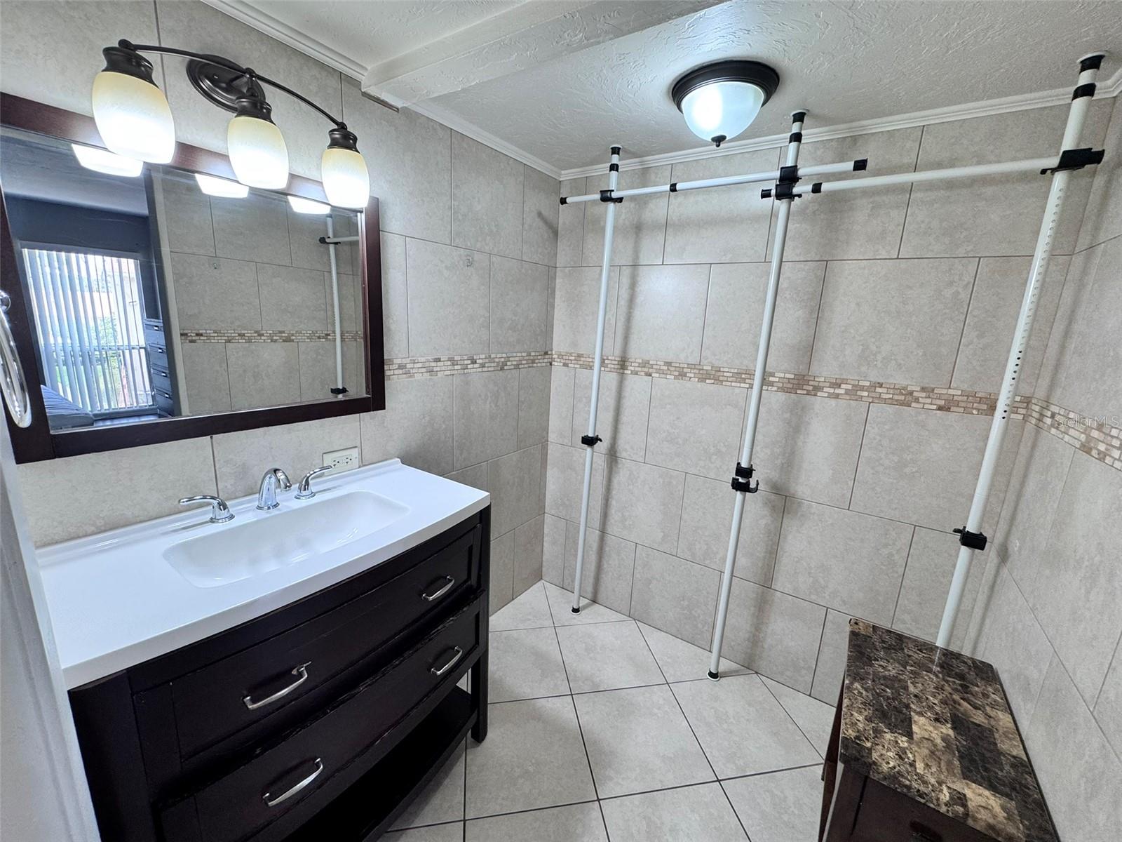 2763 Woodgate Ln #204 Property Photo 10