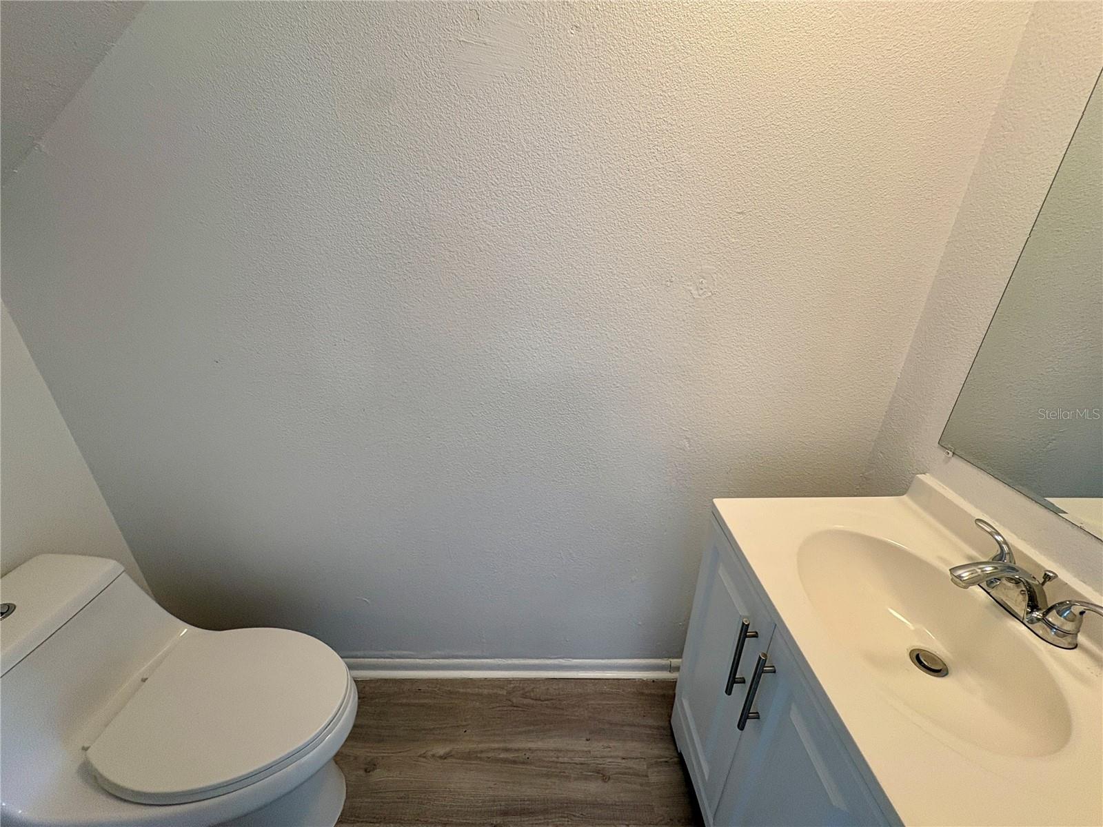 408 57th Avenue Dr E #e Property Photo 9