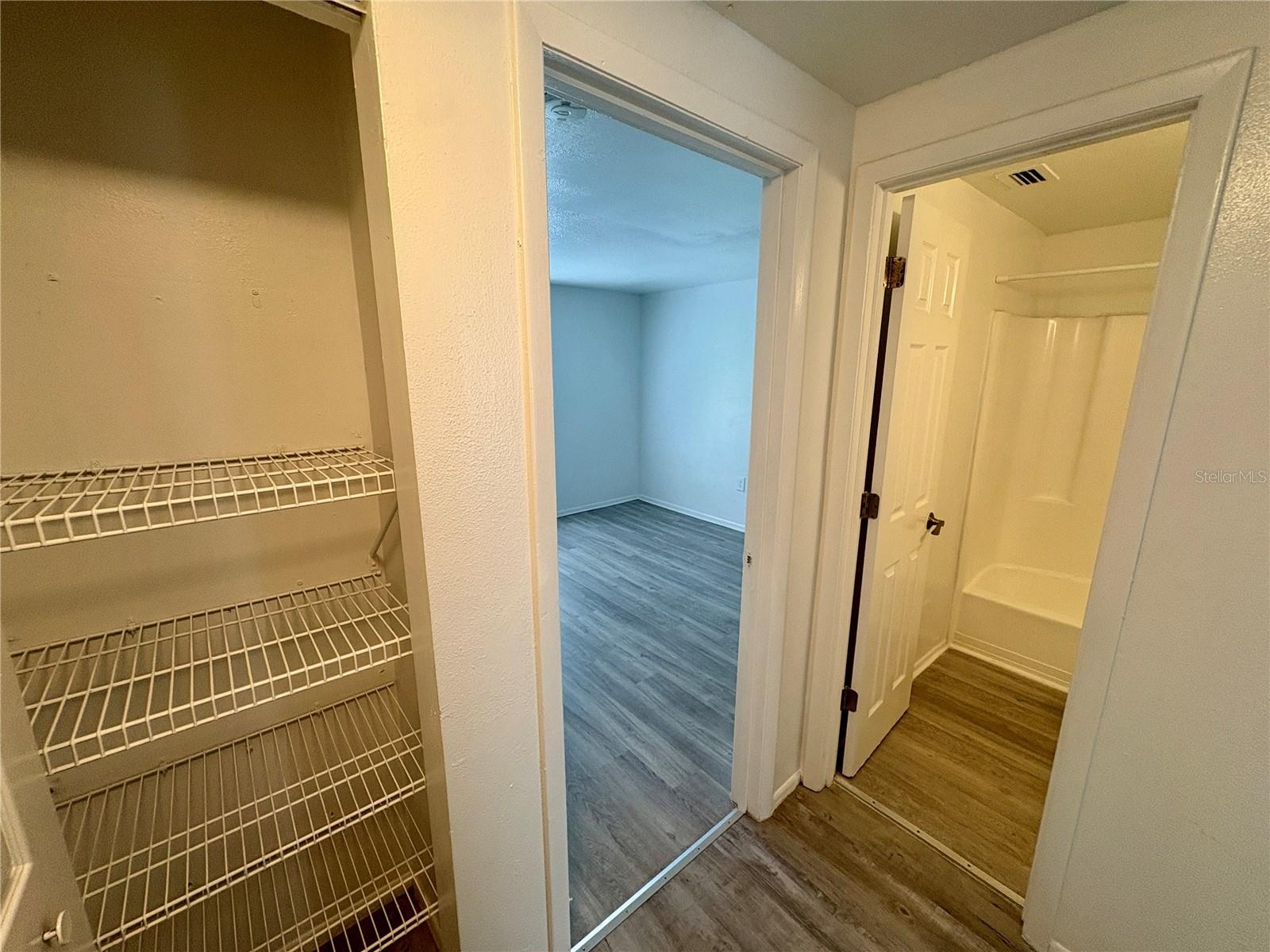 408 57th Avenue Dr E #e Property Photo 11