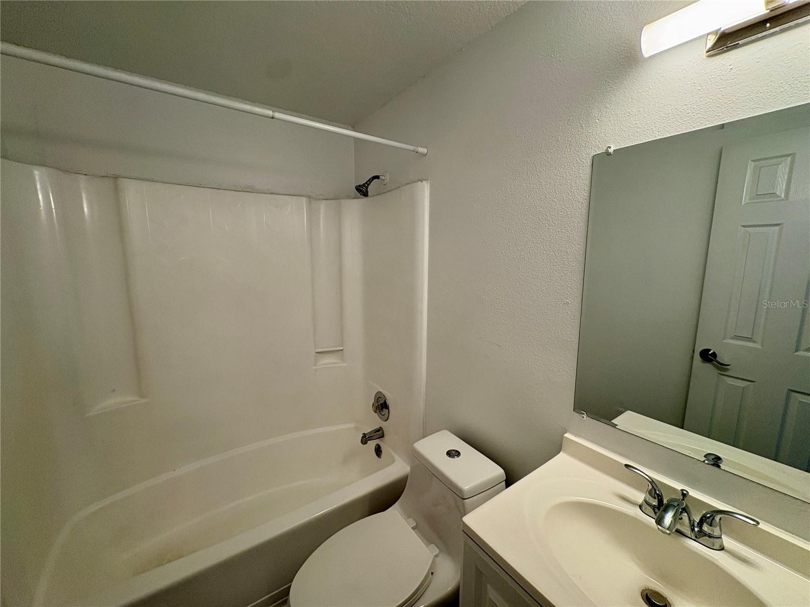 408 57th Avenue Dr E #e Property Photo 14