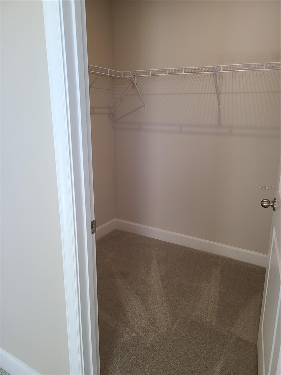 10013 Daybreak Gln Property Photo 10