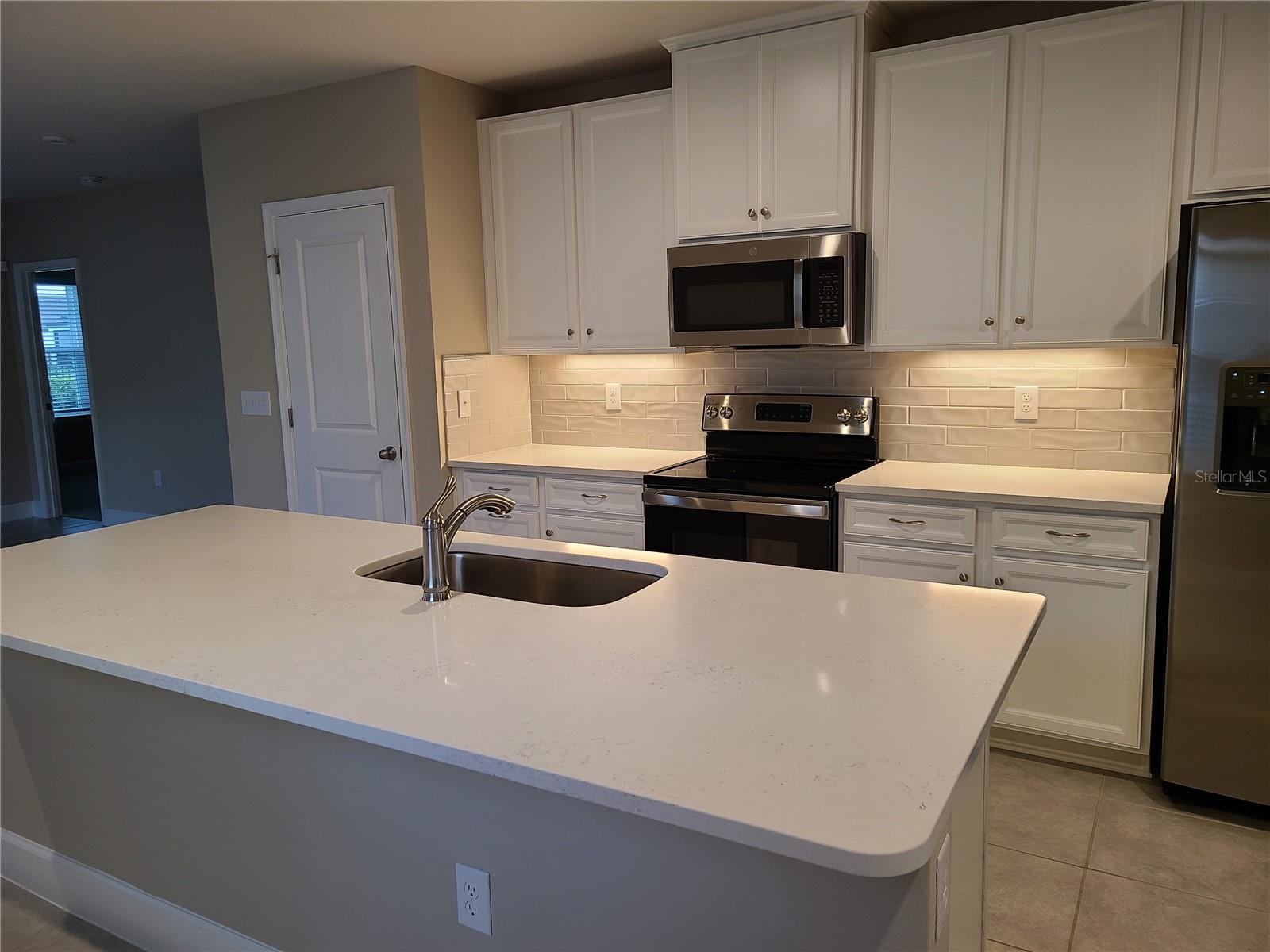 10013 Daybreak Gln Property Photo 23