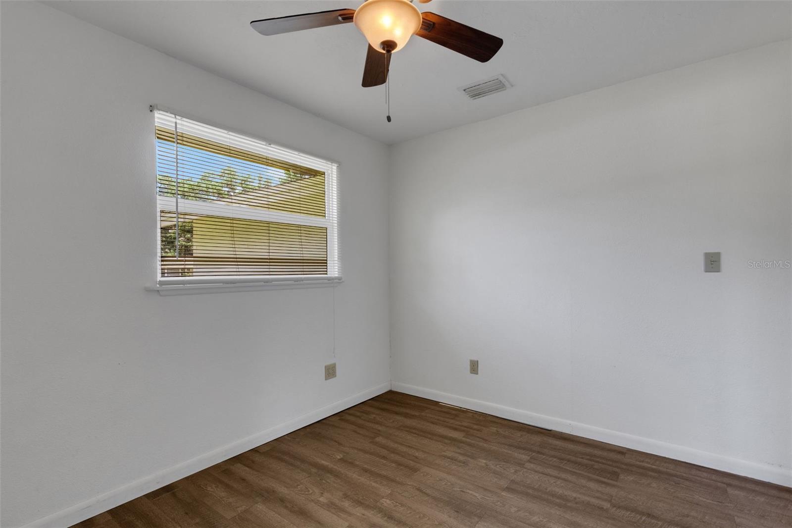 8010 Brower Dr Property Photo 22