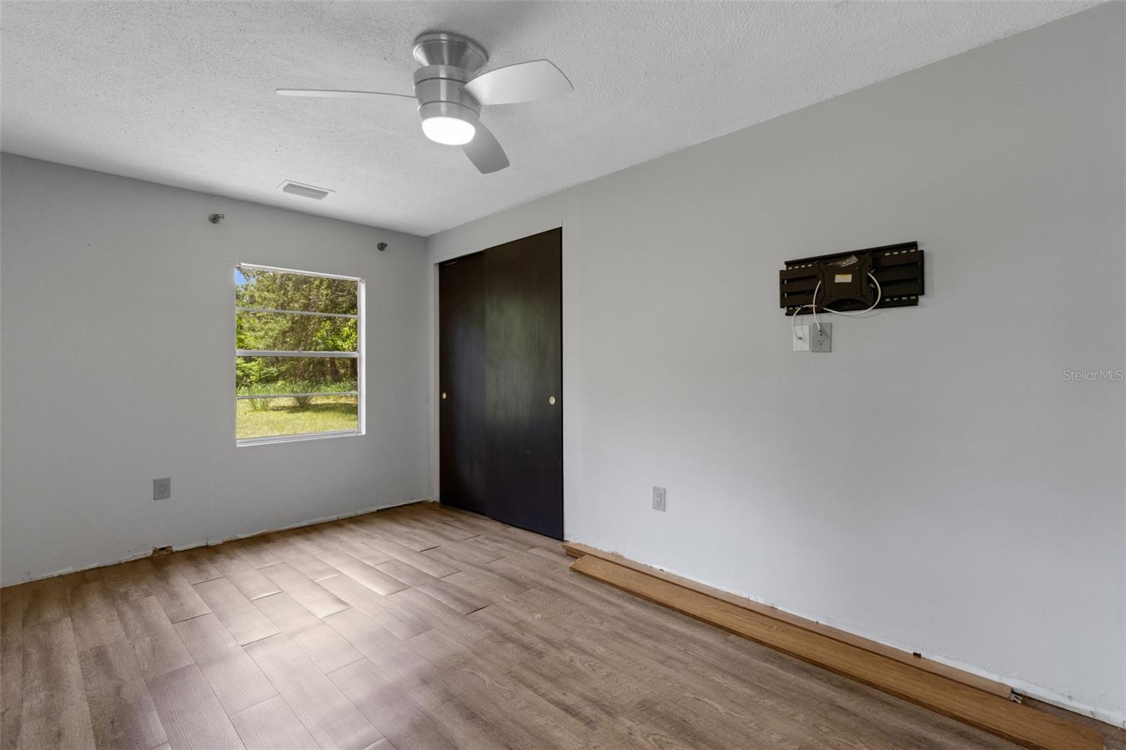 8010 Brower Dr Property Photo 24