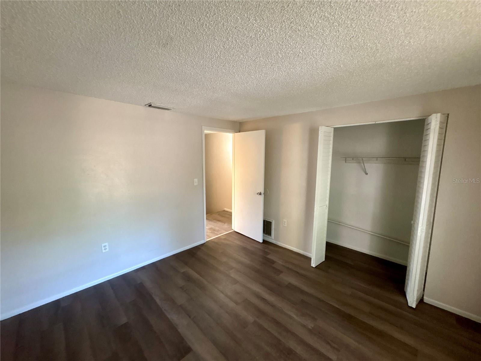 312 57th Avenue Dr E #b Property Photo 11