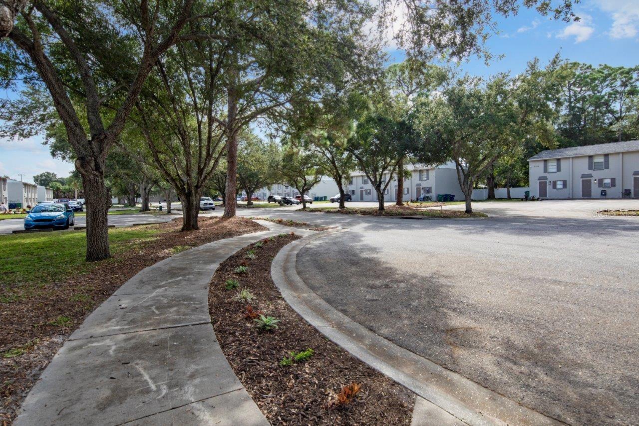 312 57th Avenue Dr E #b Property Photo 14