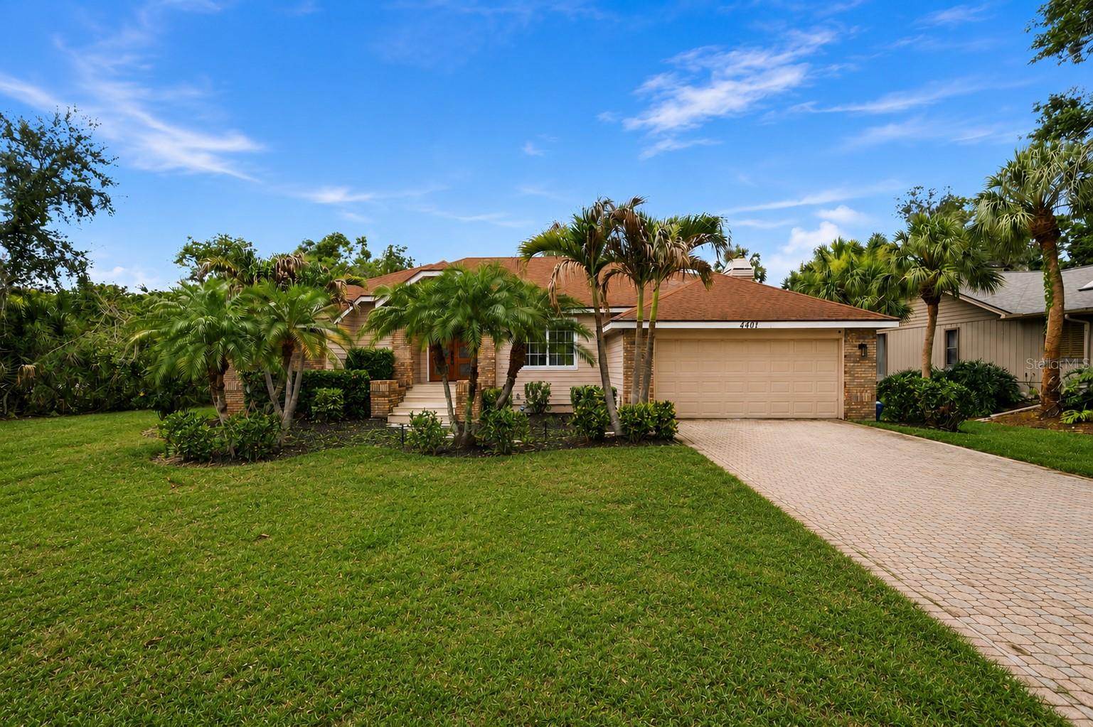 4401 Little John Trl Property Photo 1