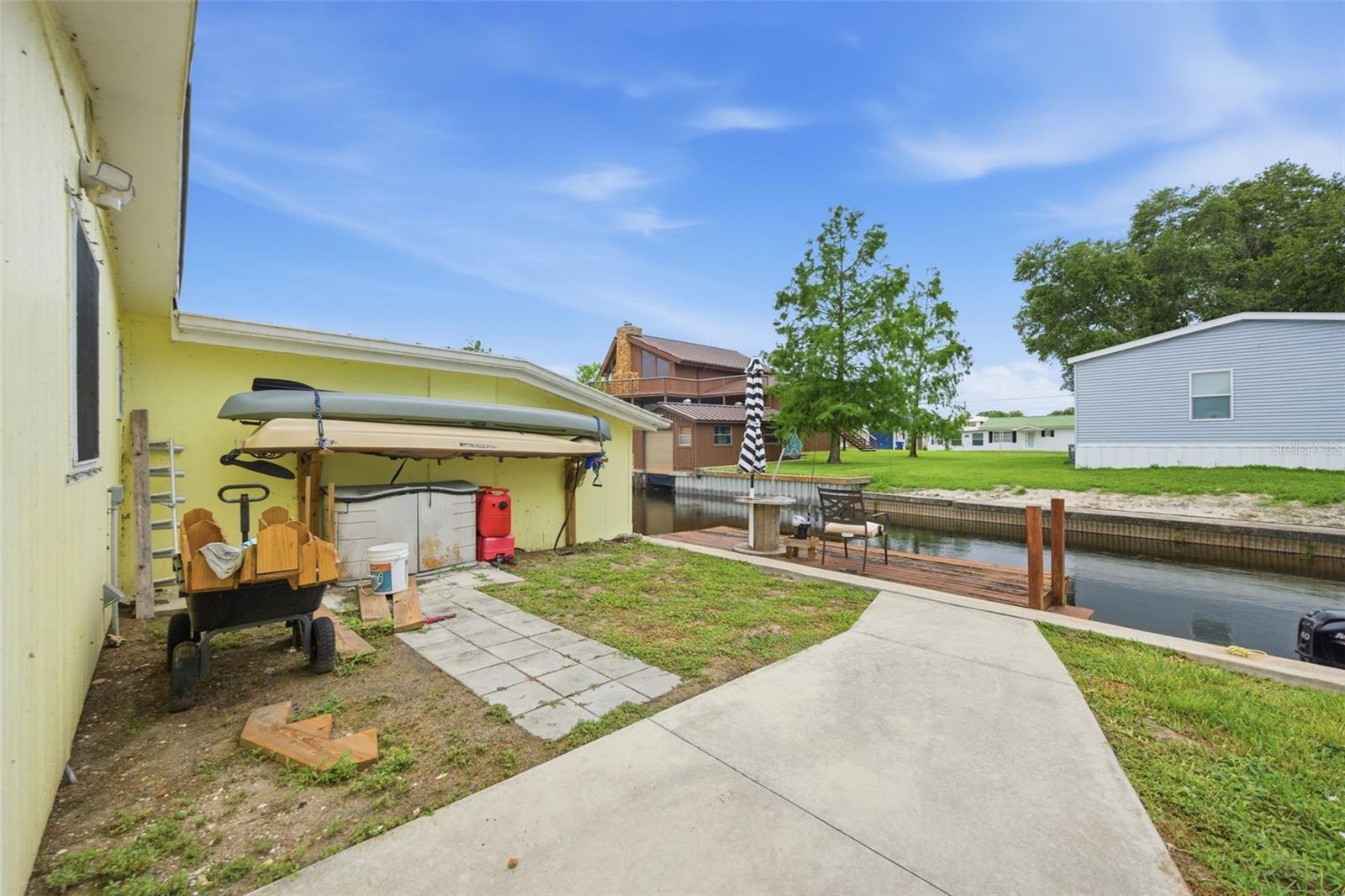 1056 Blue Heron Ln Property Photo 14