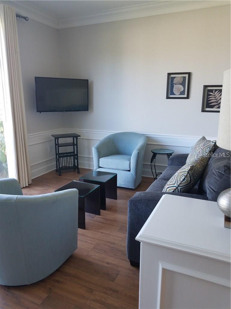51 Mac Ewen Dr #8 Property Photo 11