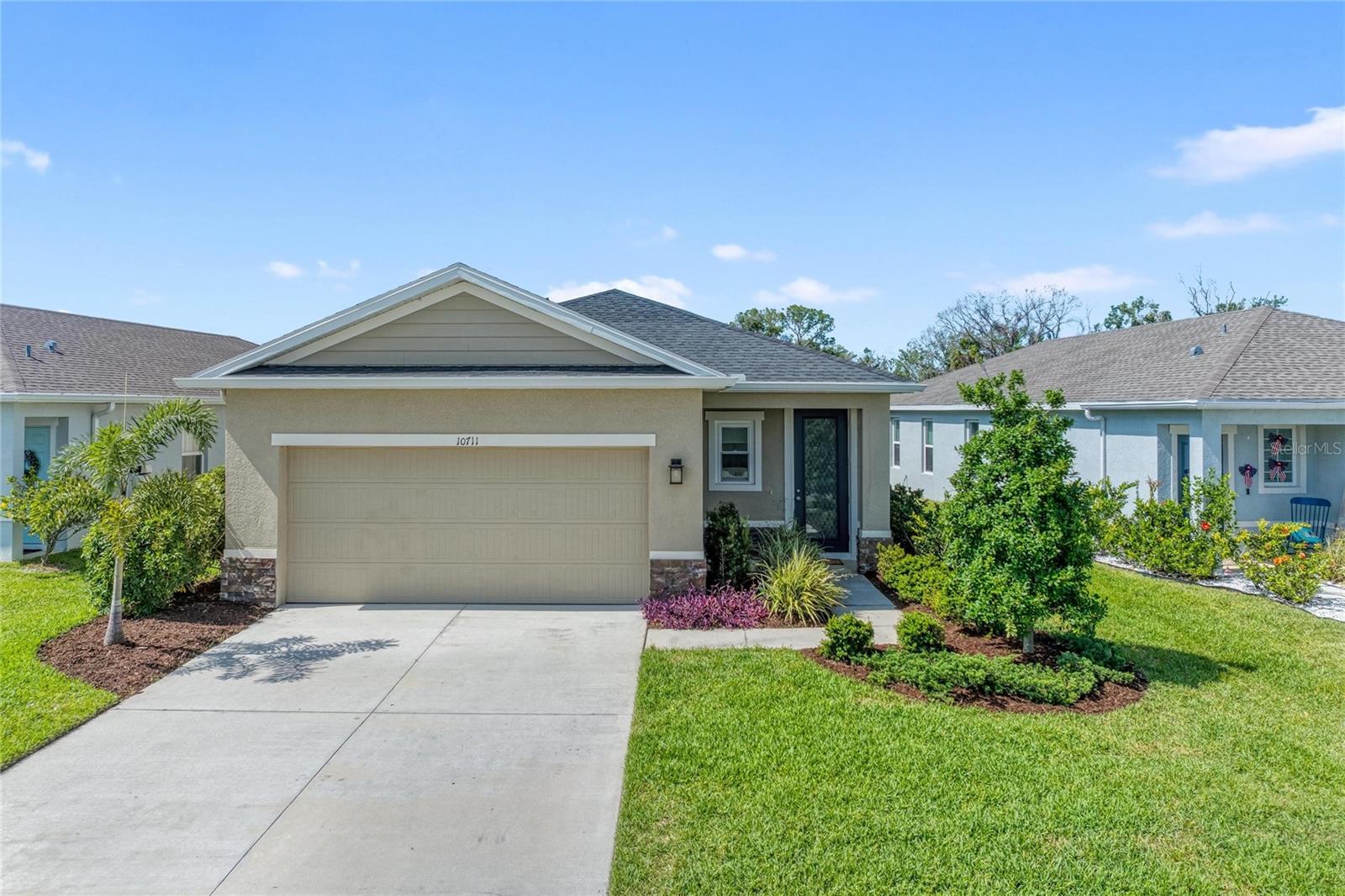 10711 High Noon Trl Property Photo 1
