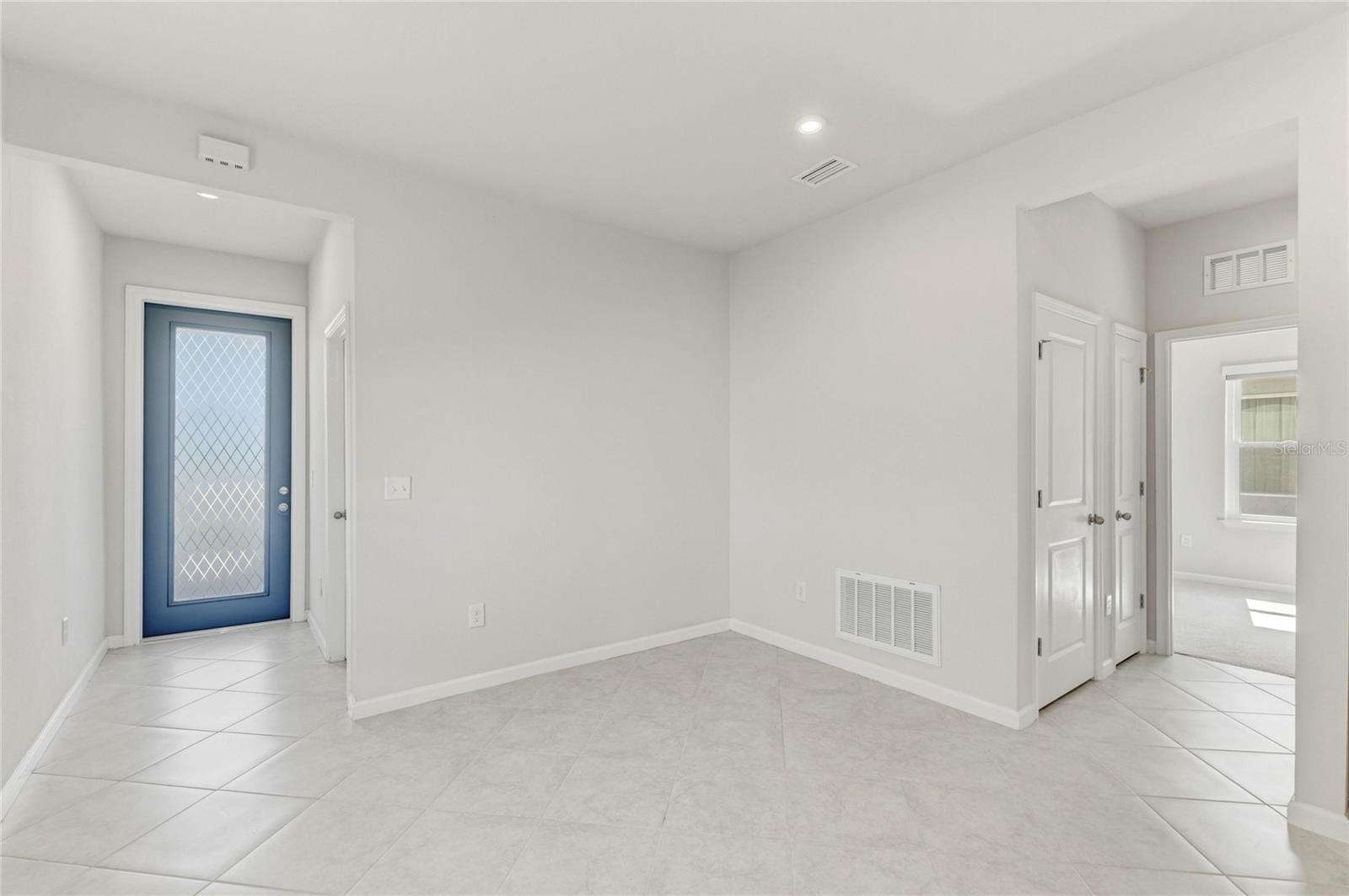 10711 High Noon Trl Property Photo 13