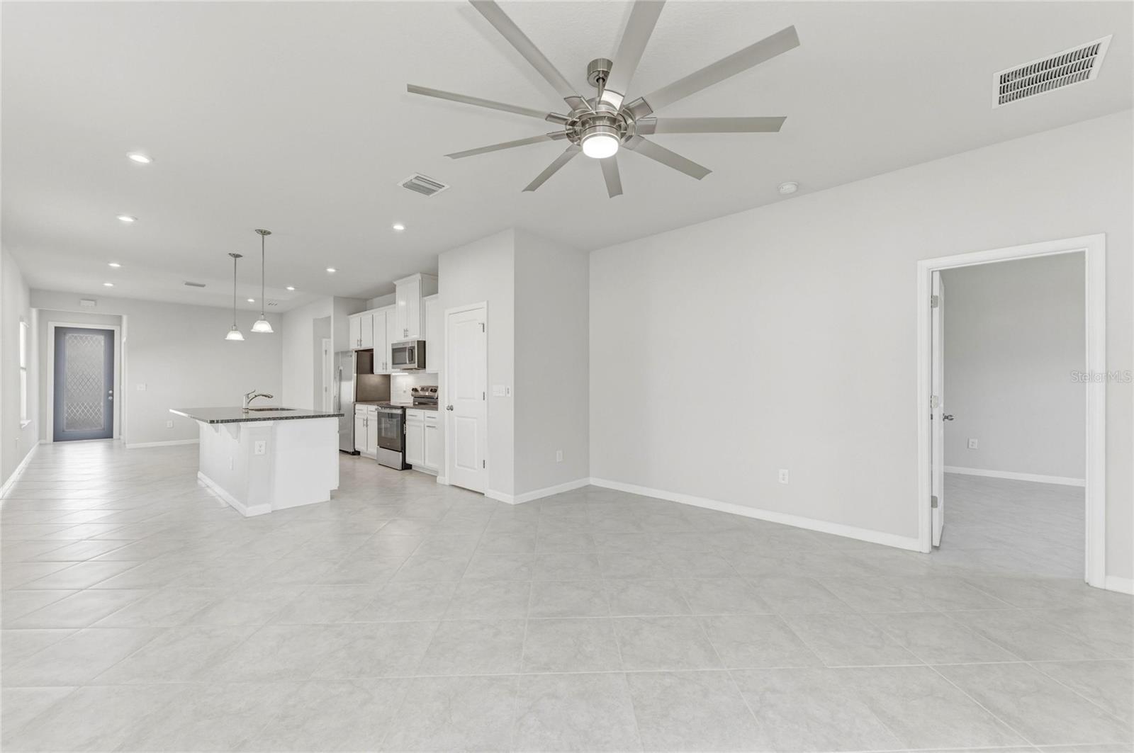 10711 High Noon Trl Property Photo 19