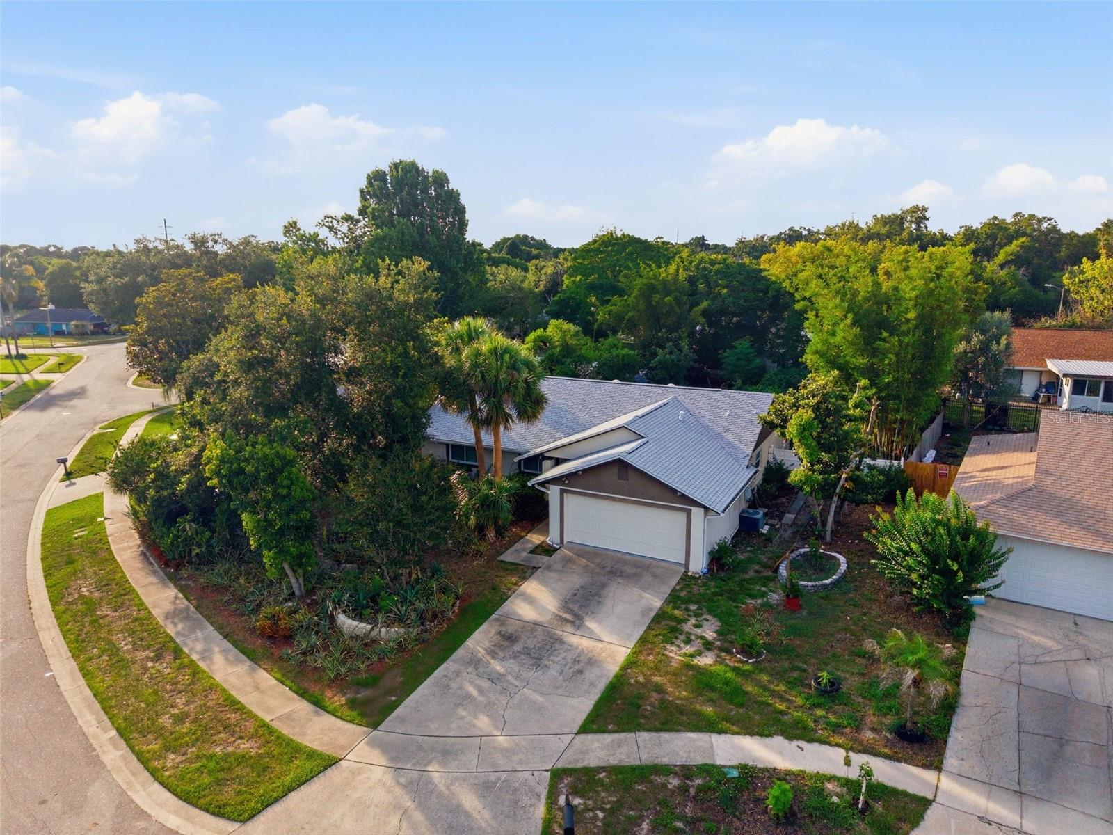 8423 Bermuda Dunes Dr Property Photo 1
