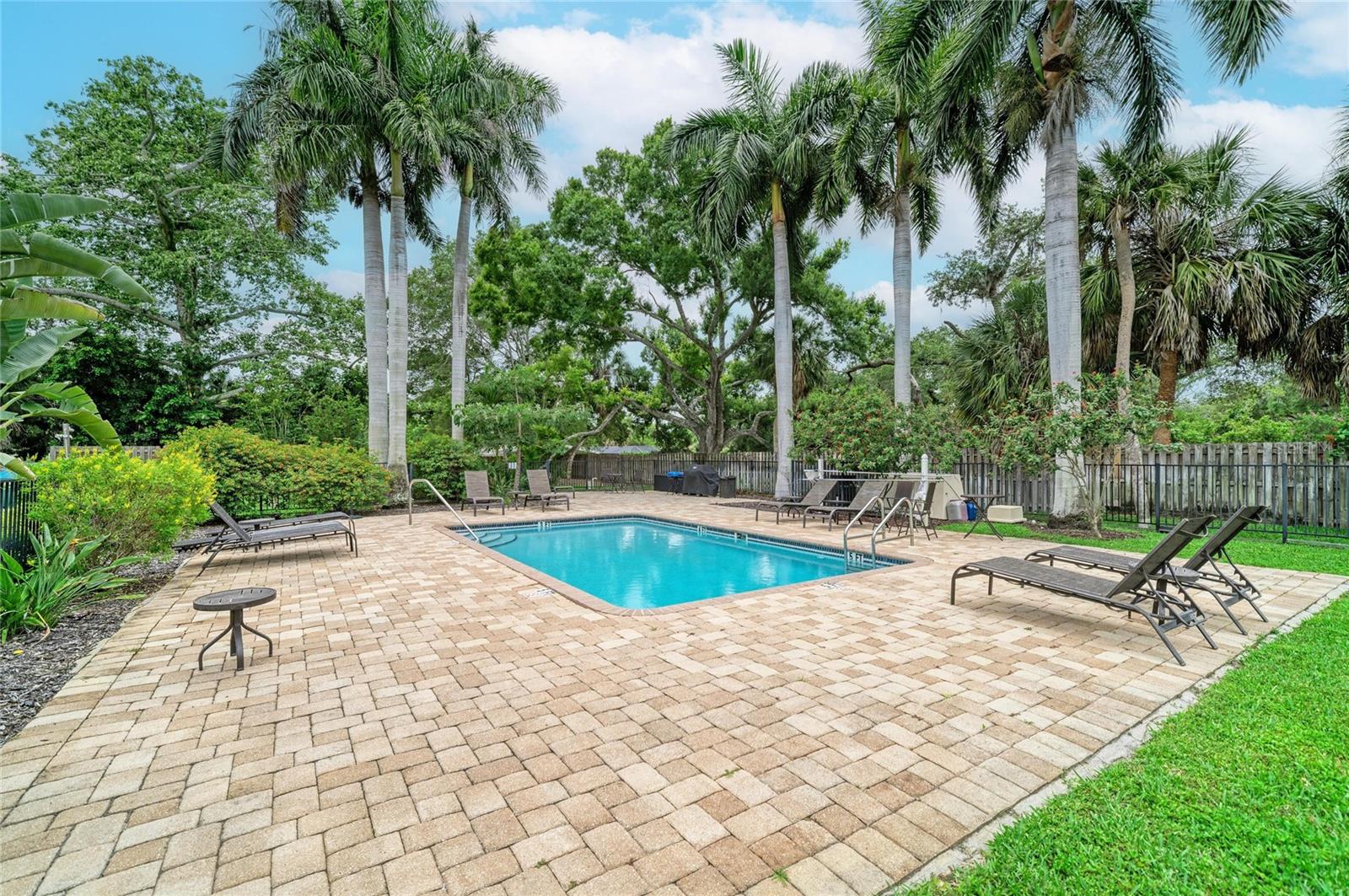 2224 Bahia Vista St #e6 Property Photo 29