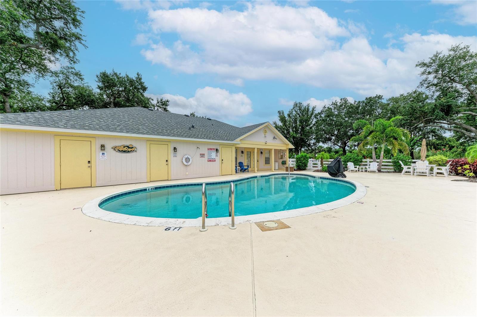 4512 Citation Ln #d Property Photo 33