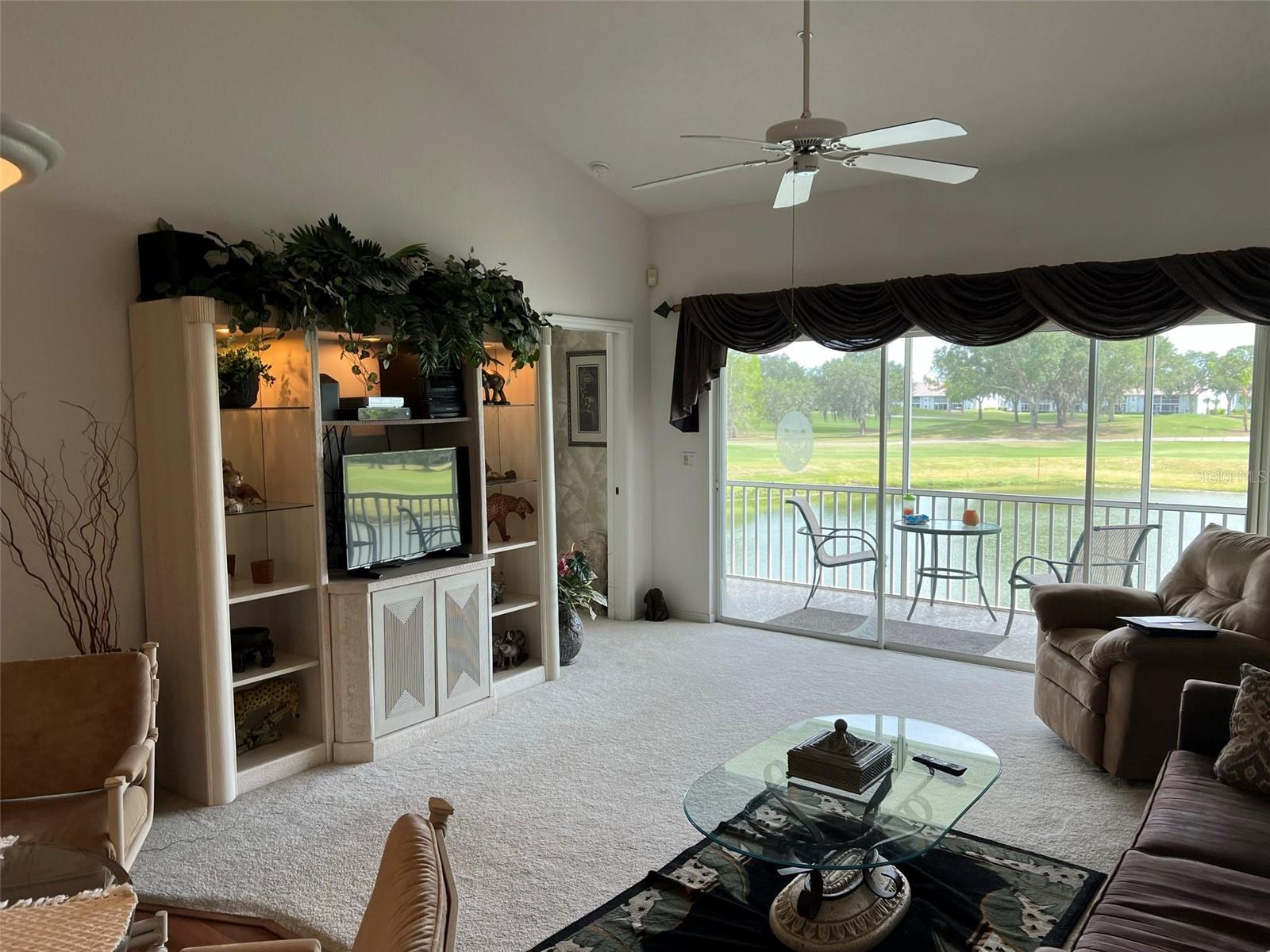 6632 Pineview Ter #10-201 Property Photo 3