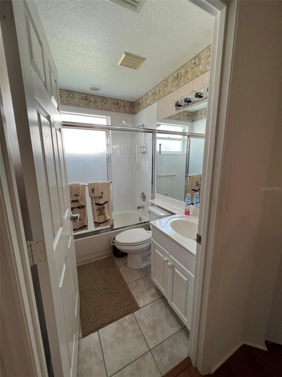 6632 Pineview Ter #10-201 Property Photo 15