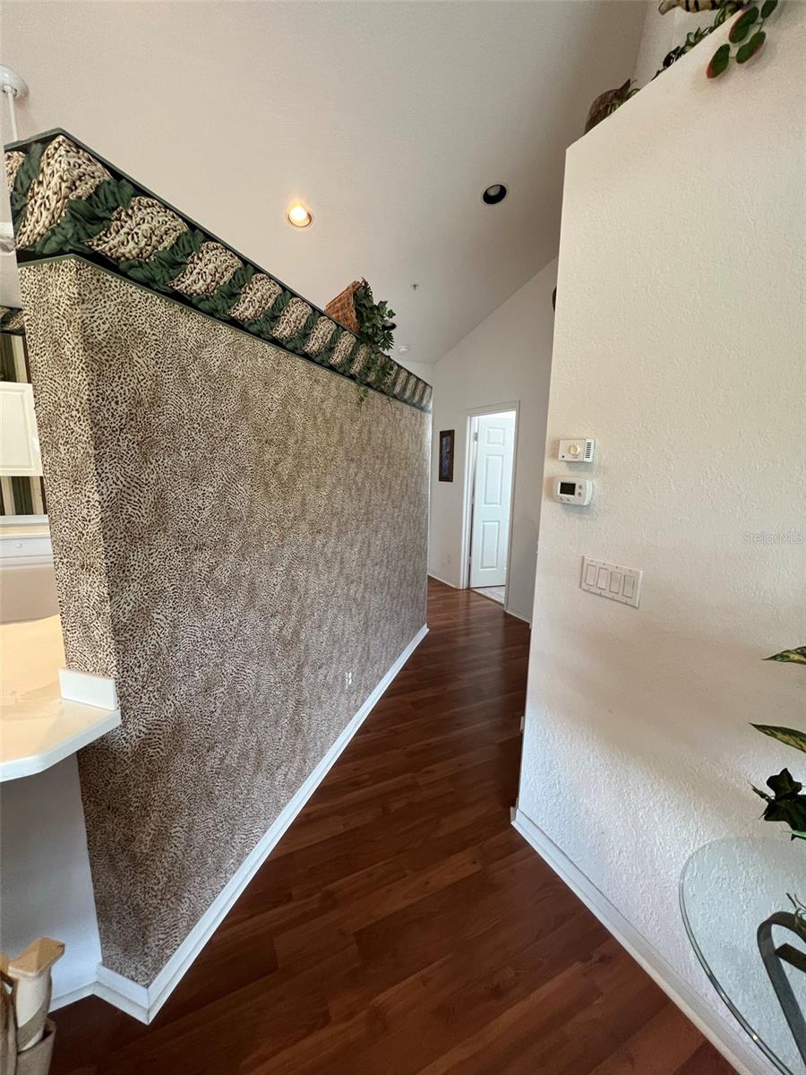 6632 Pineview Ter #10-201 Property Photo 18