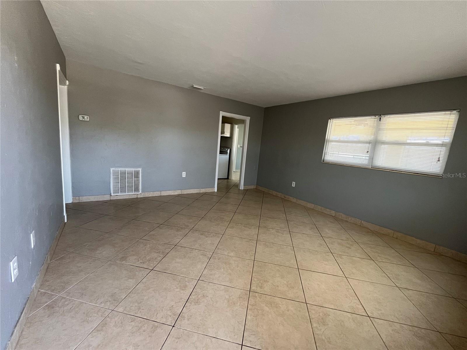 2154 Inner Cass Cir Property Photo 9