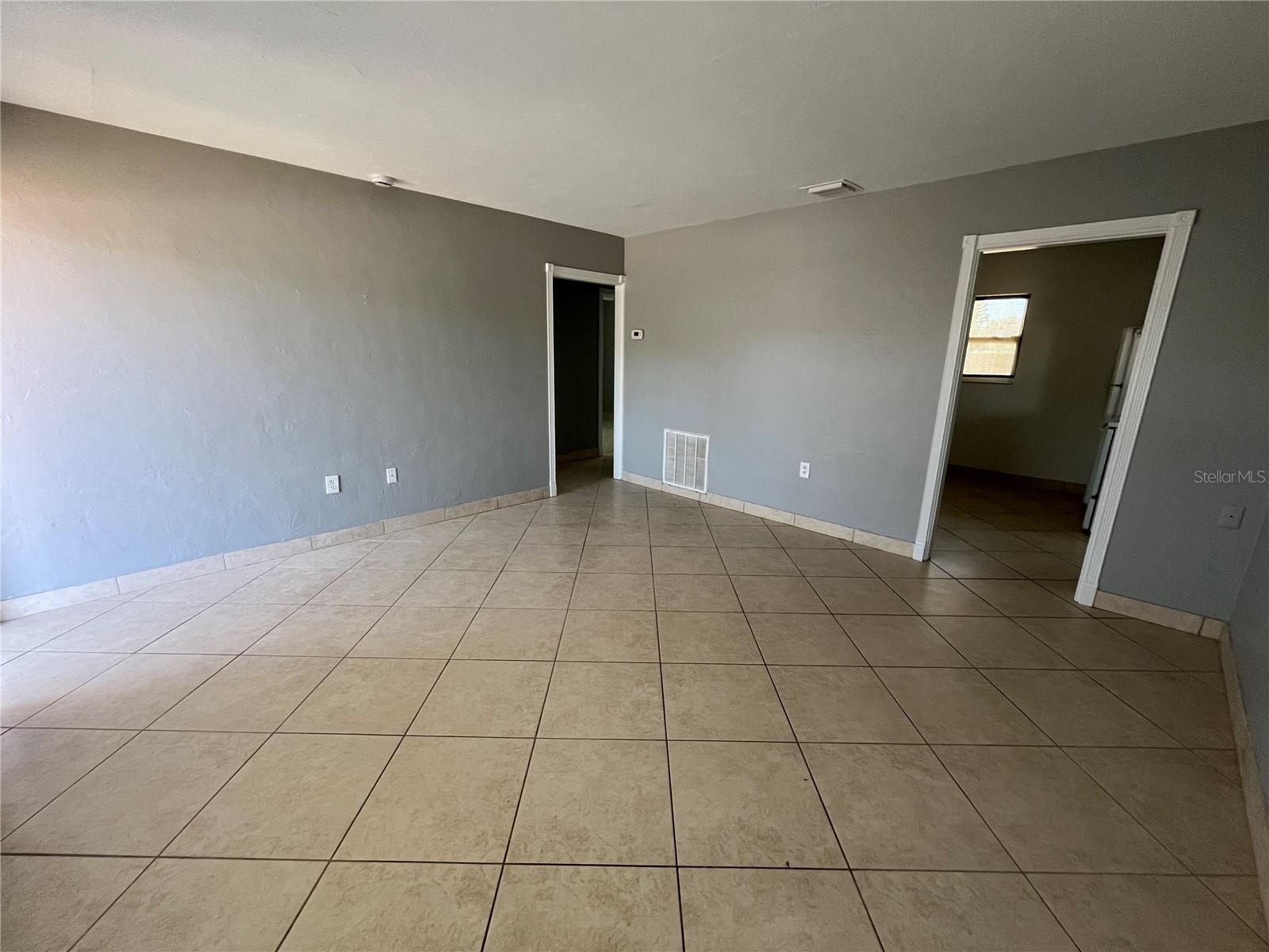 2154 Inner Cass Cir Property Photo 10