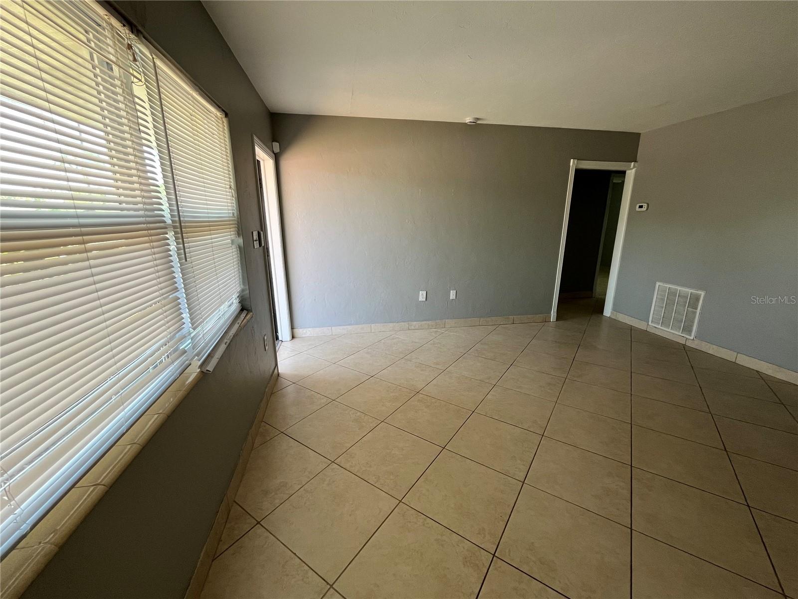 2154 Inner Cass Cir Property Photo 11