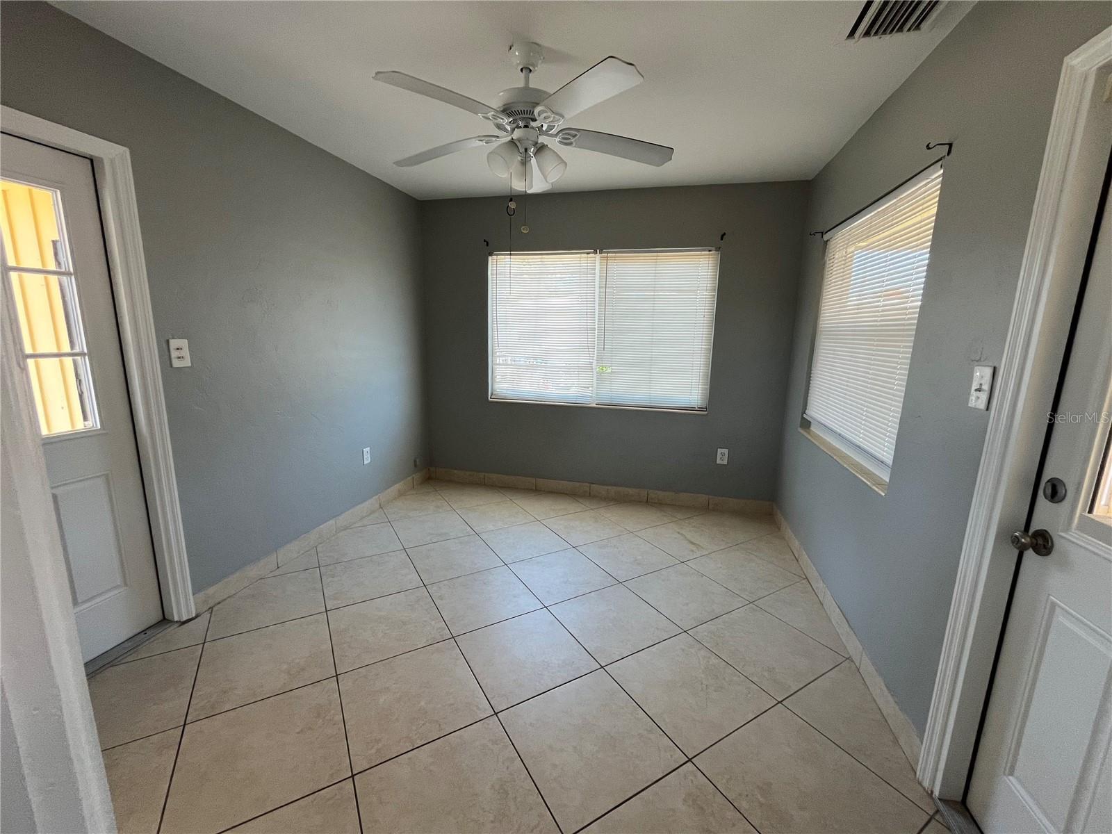 2154 Inner Cass Cir Property Photo 13