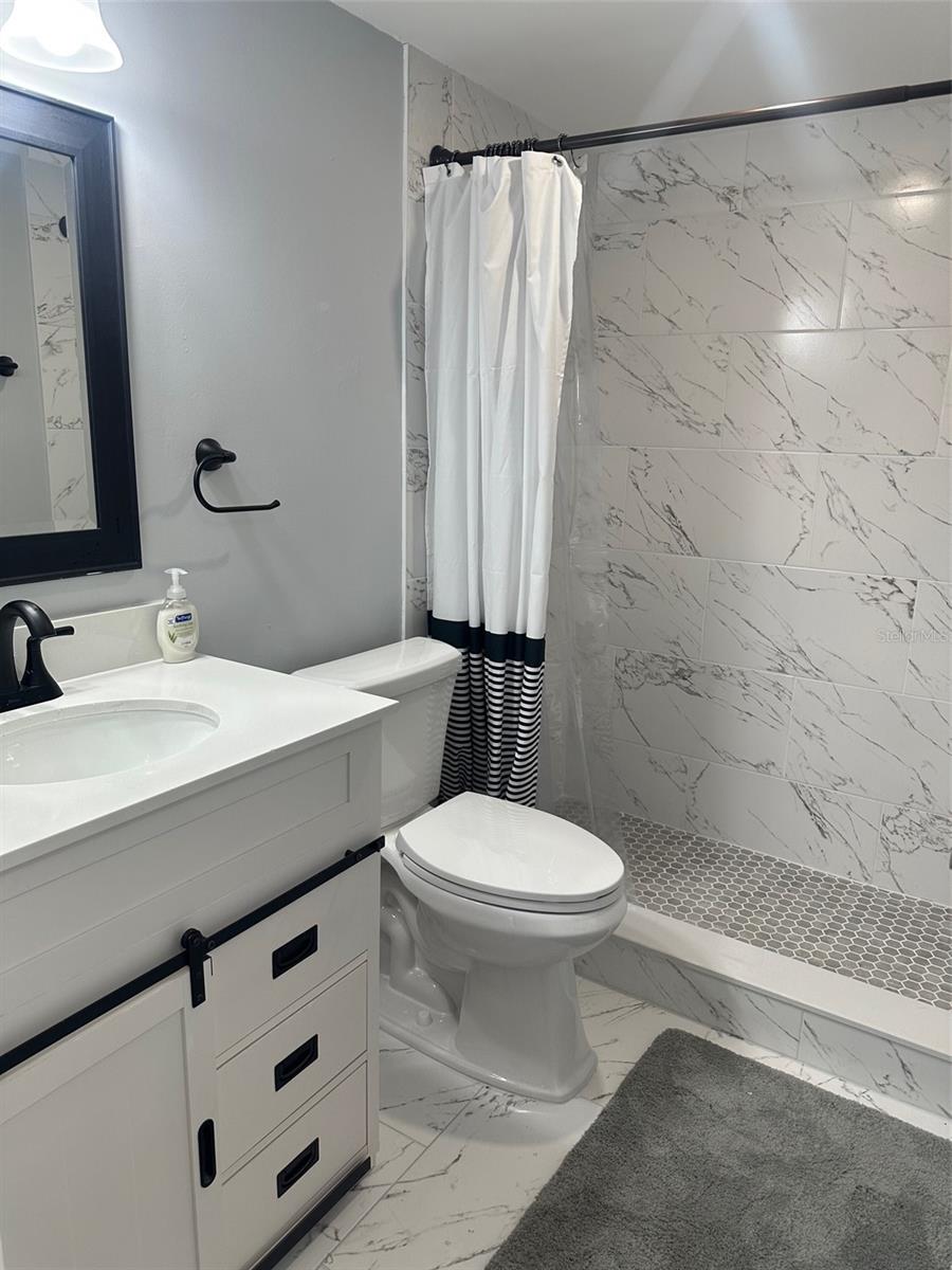 A4696021 Property Photo 3