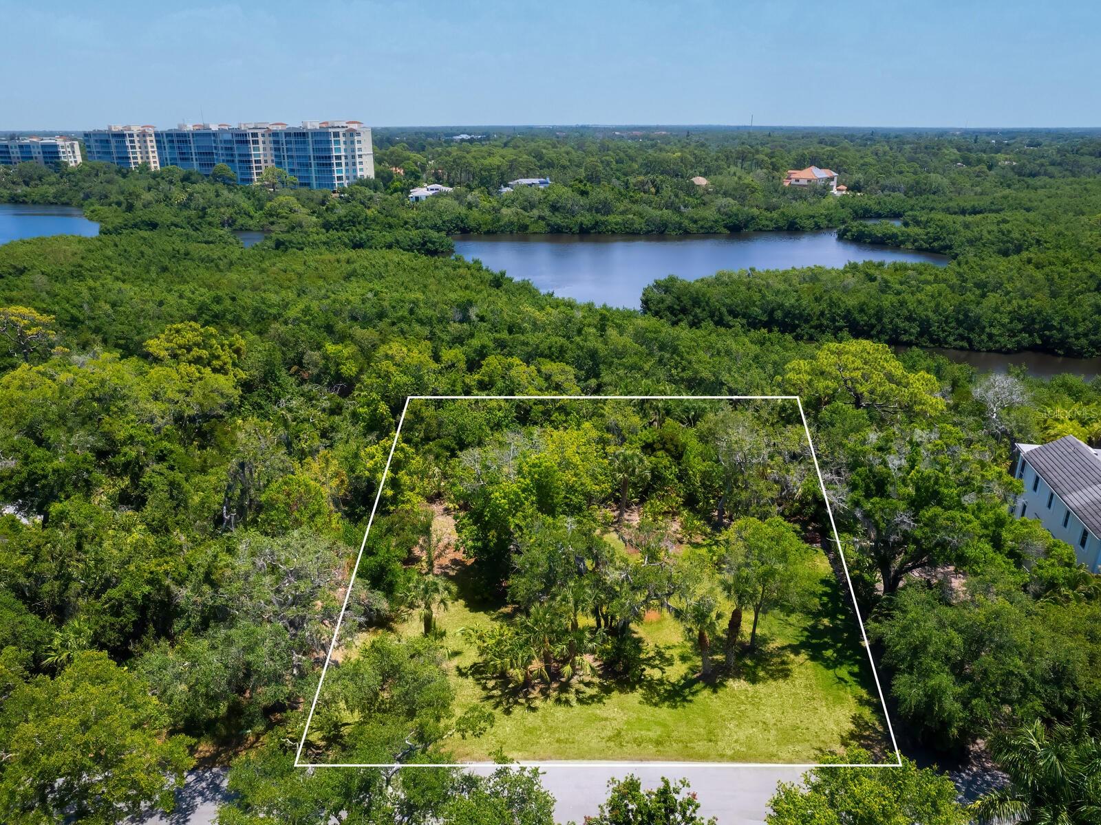216 Osprey Point Dr Property Photo 1