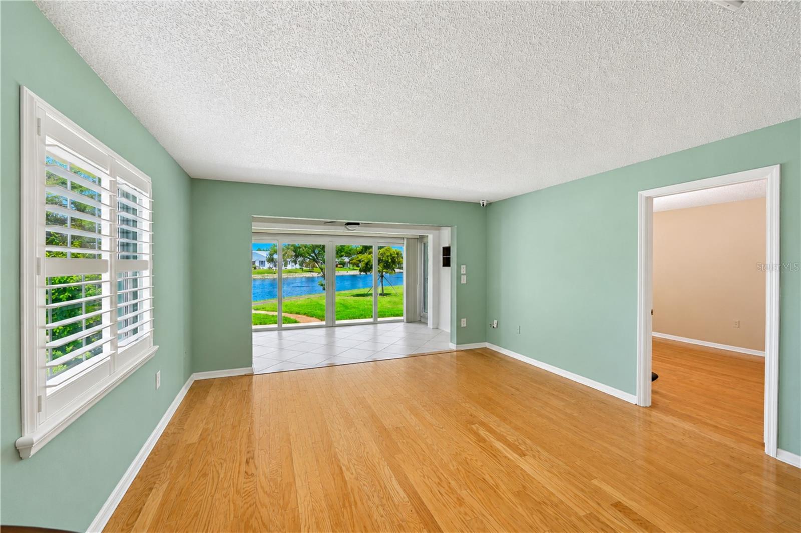 9425 Andover Cir Property Photo 17
