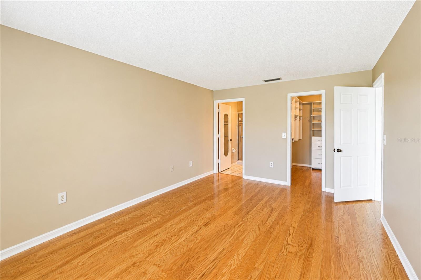 9425 Andover Cir Property Photo 23